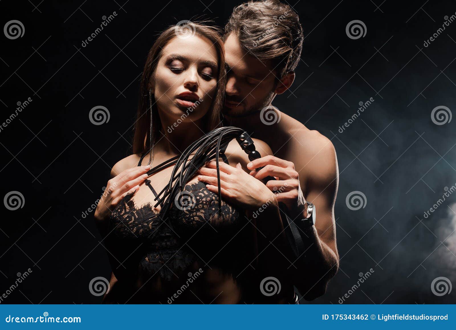 Submissive women kissing