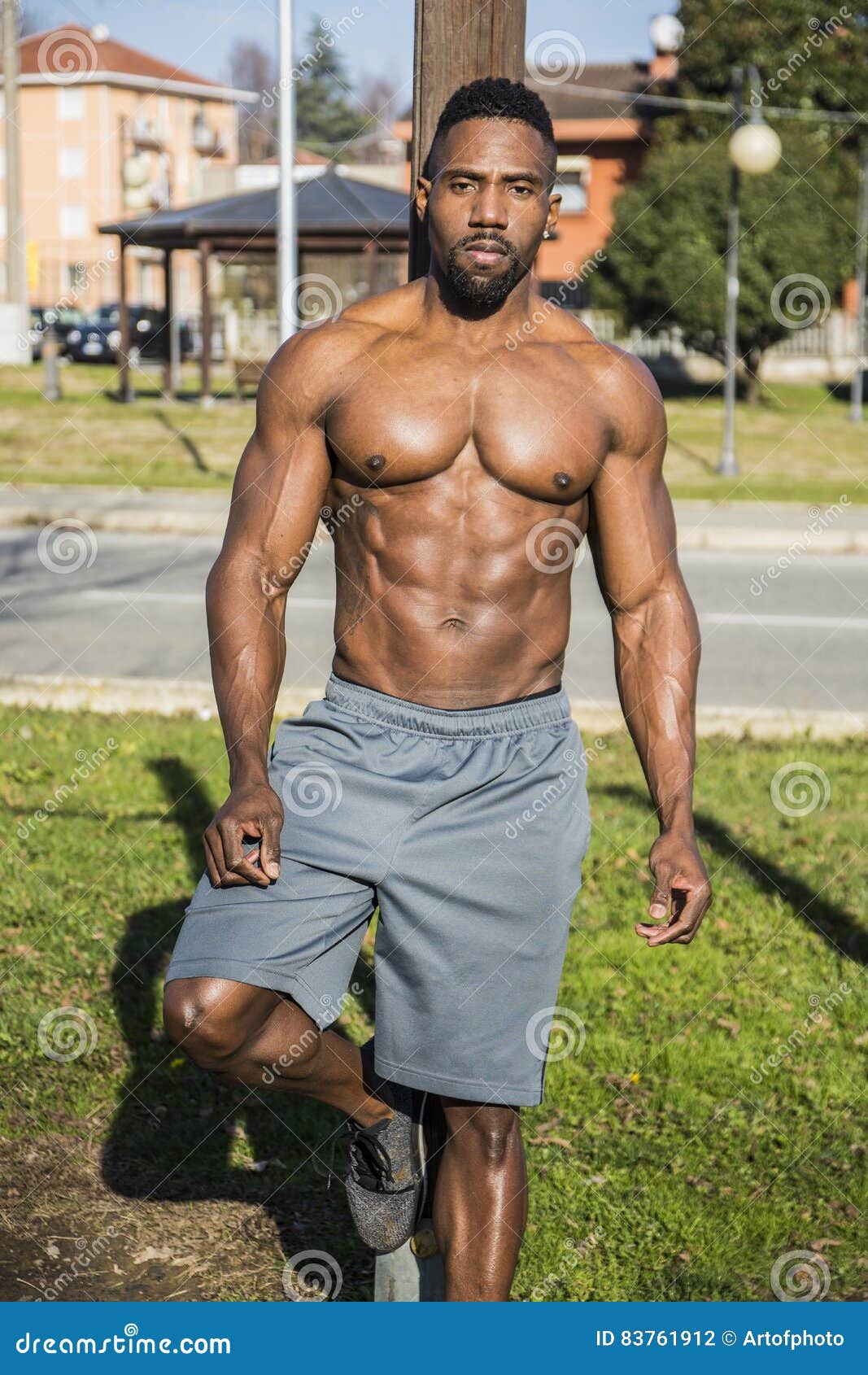 Handsome Shirtless Muscular Black Bodybuilder Man Foto Stok | The Best ...