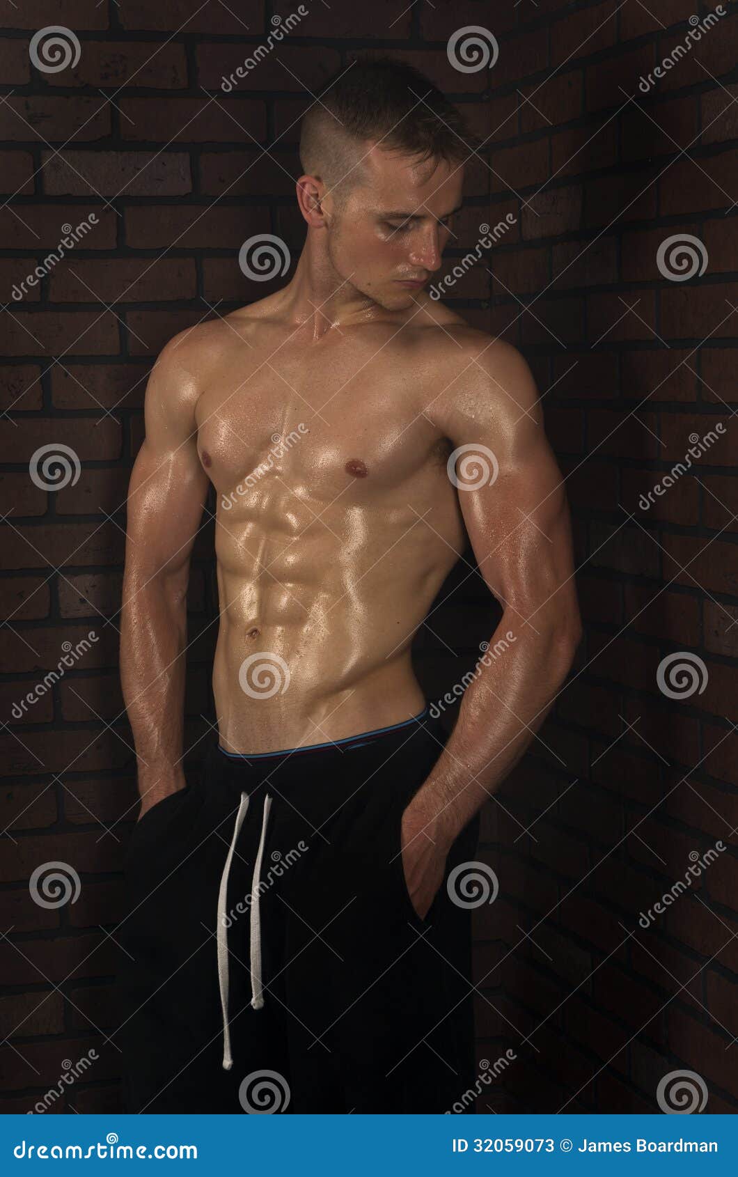 Fit Man With Abs Stock Images - Image: 31457324