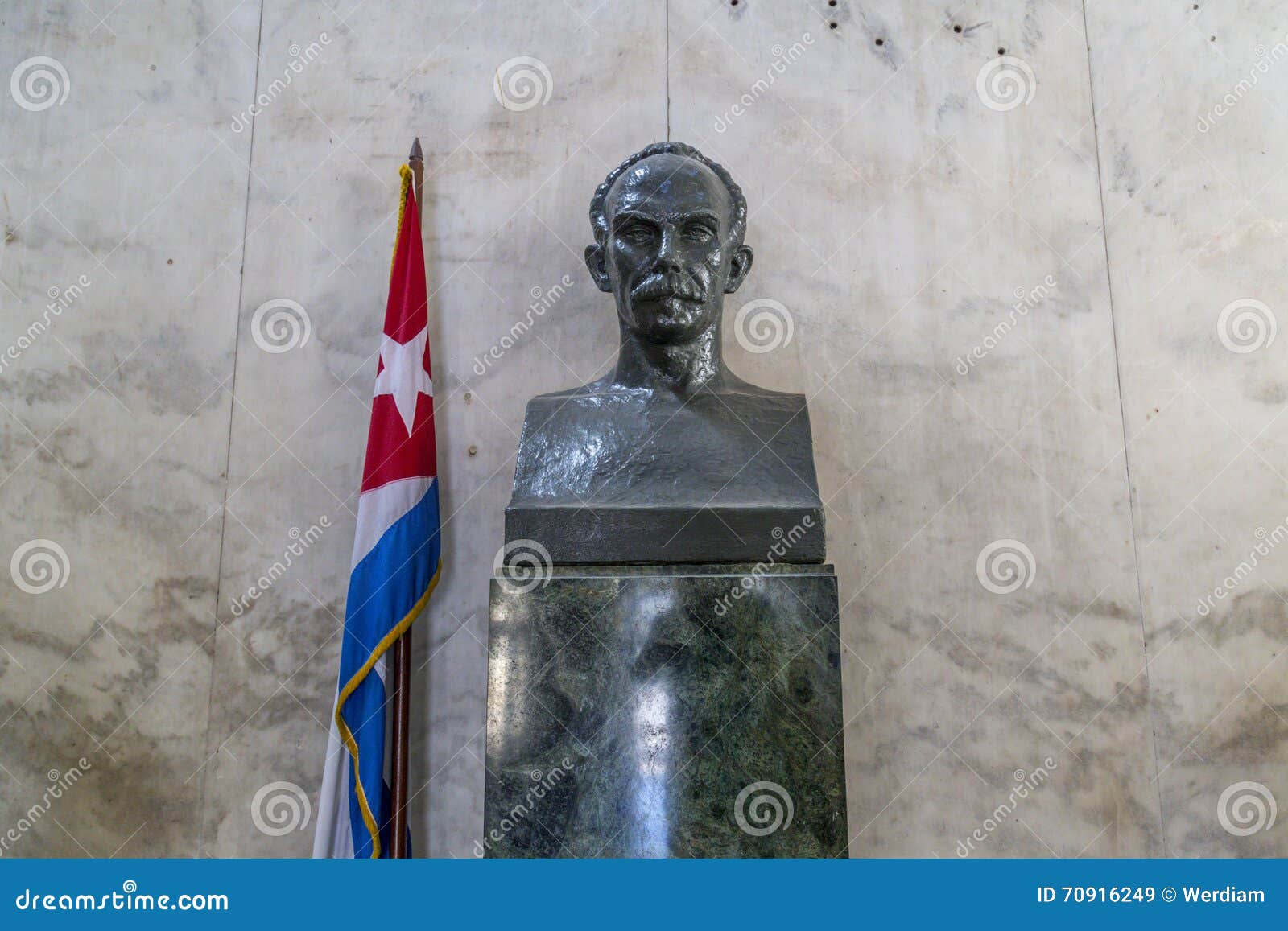 Museu da revolução, Havana, Cuba. Busto de Jose Marti dentro do museu da revolução, (³ de Museo de la RevoluciÃ n) Havana, Cuba