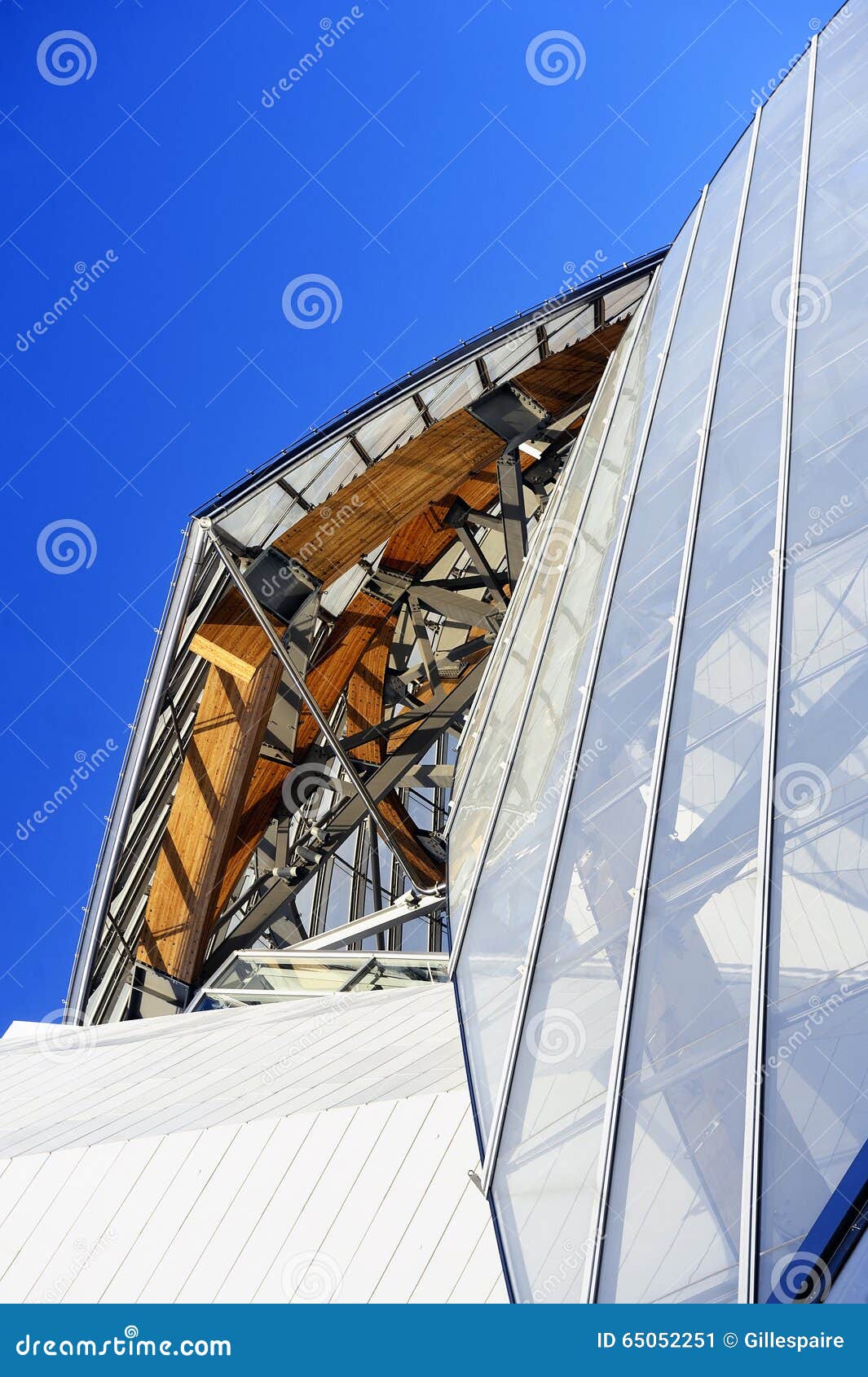 Museum Of Contemporary Art Of The Louis Vuitton Foundation Editorial Photo - Image of cultural ...