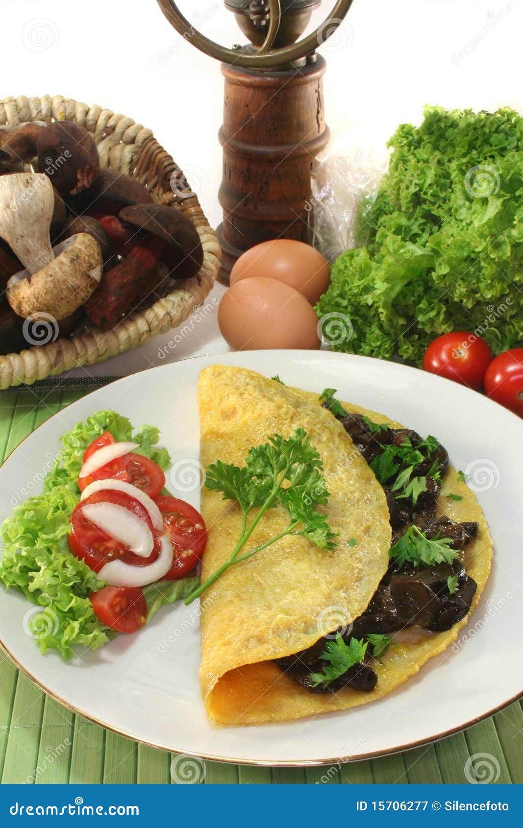 Mushroom omelet stock image. Image of wild, filled, lettuce - 15706277
