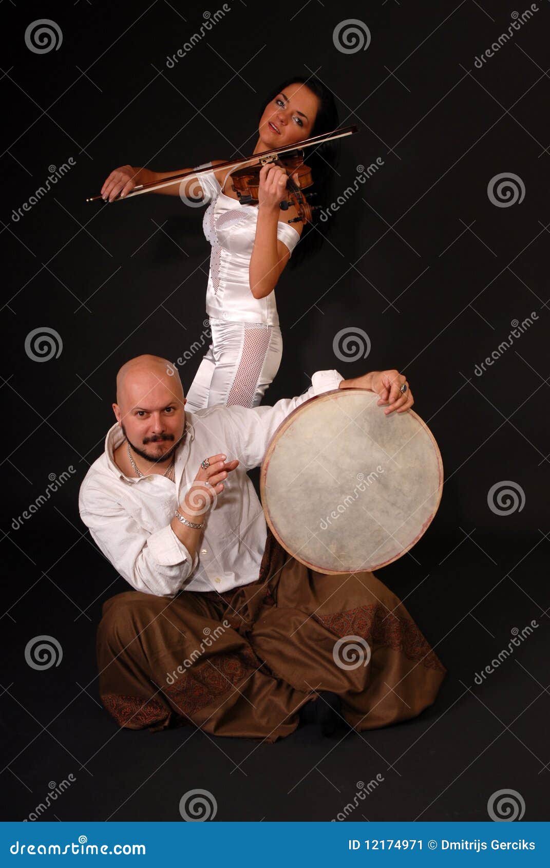 Musical Duet Drum and Violin Stock Image Image of cylinder, classical