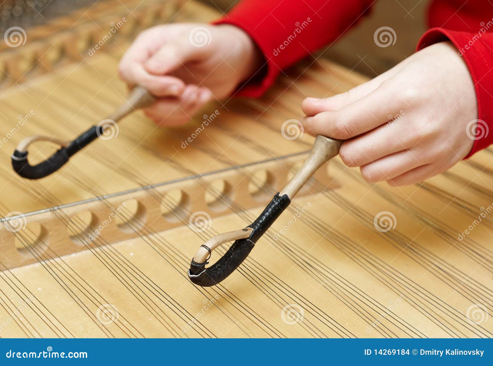 Musical Martellato Del Dulcimer Fotografia Stock Immagine di