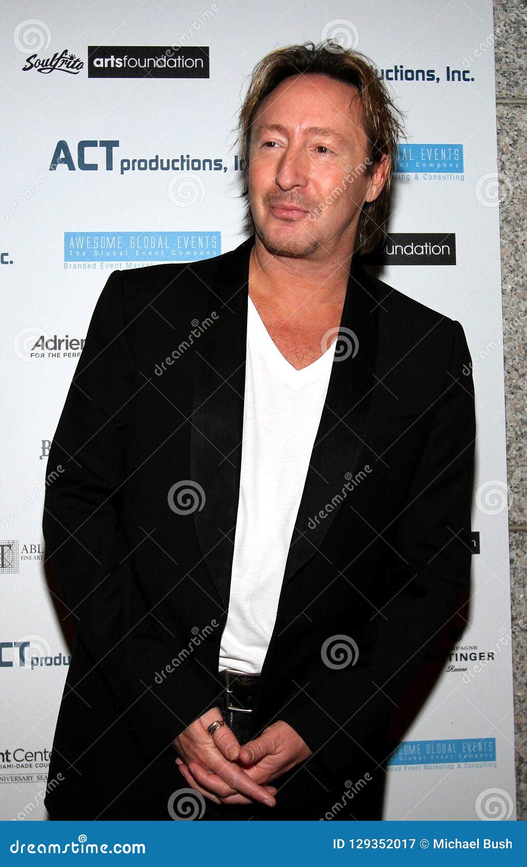 Julian Lennon Appears at an Exhibit Editorial Photography - Image of ...