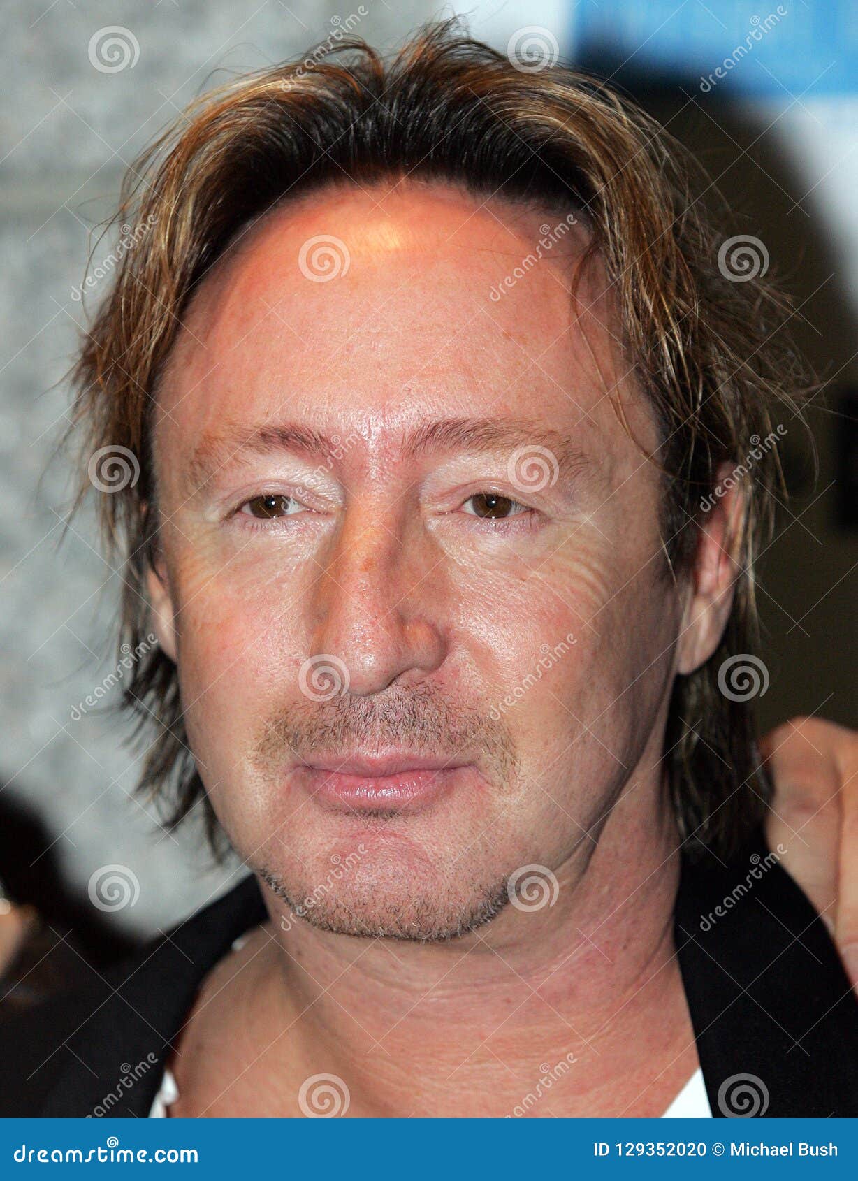 Julian Lennon Appears at an Exhibit Editorial Image - Image of november ...