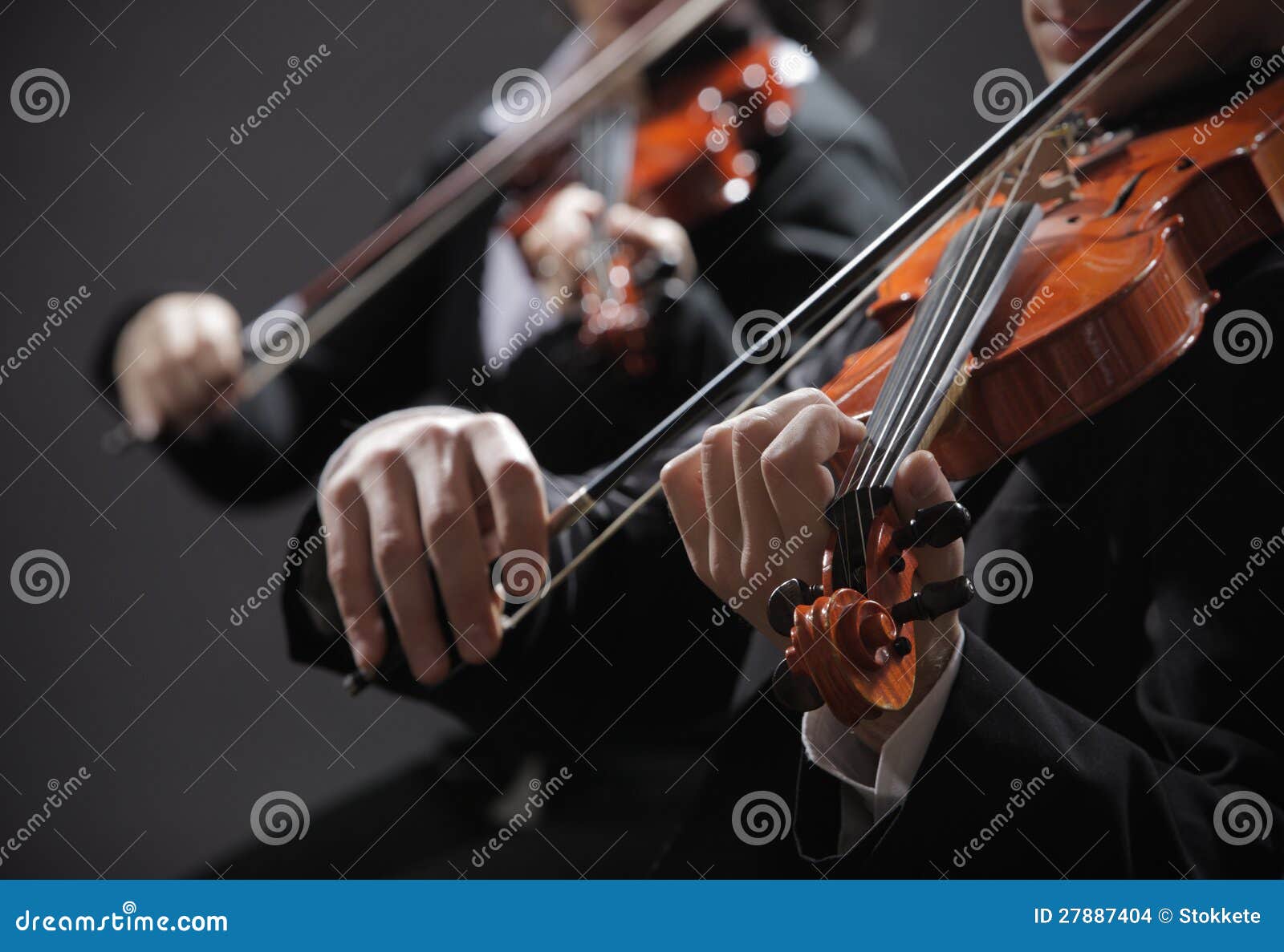 Musique Classique. Violonistes De Concert Photo stock Image du
