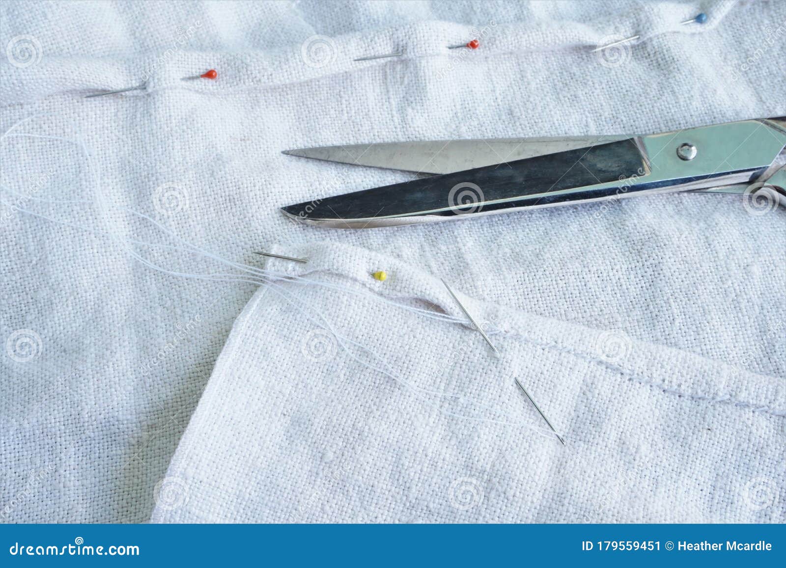 fabric edging scissors