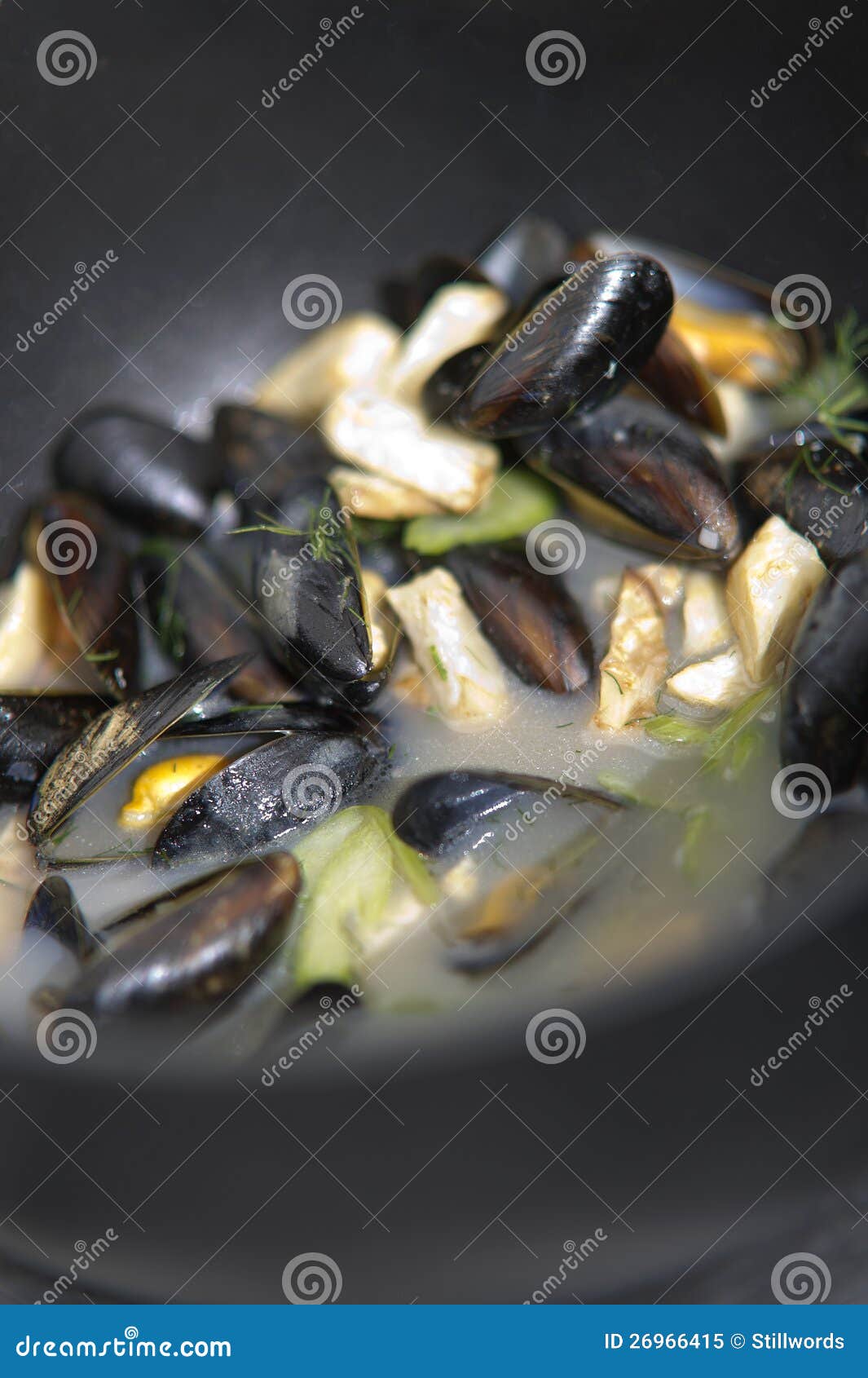 Mussels in a cooking pot stock image. Image of recipe 26966415