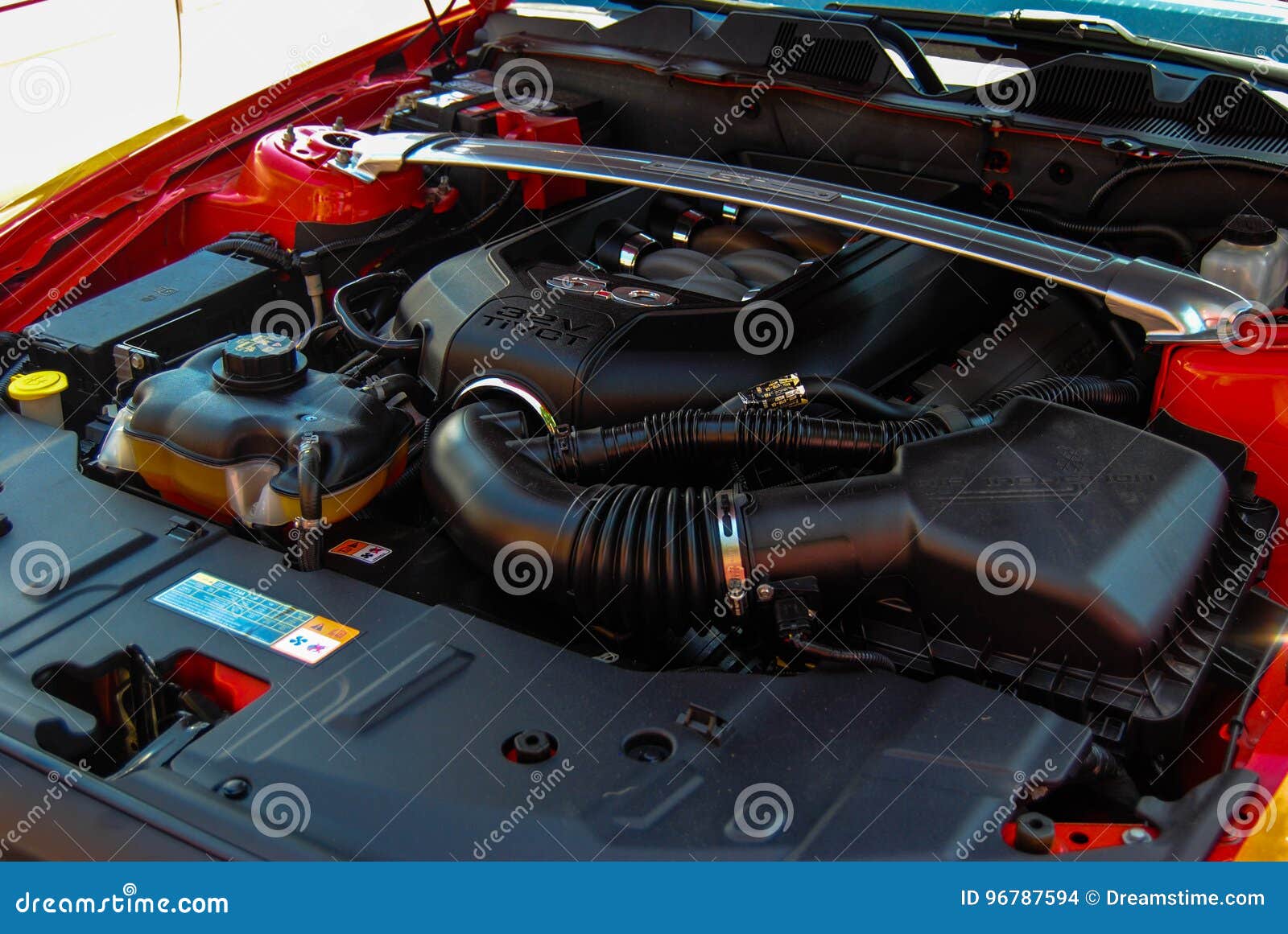 Mustang 5.0 Engine editorial stock image. Image of intake 96787594