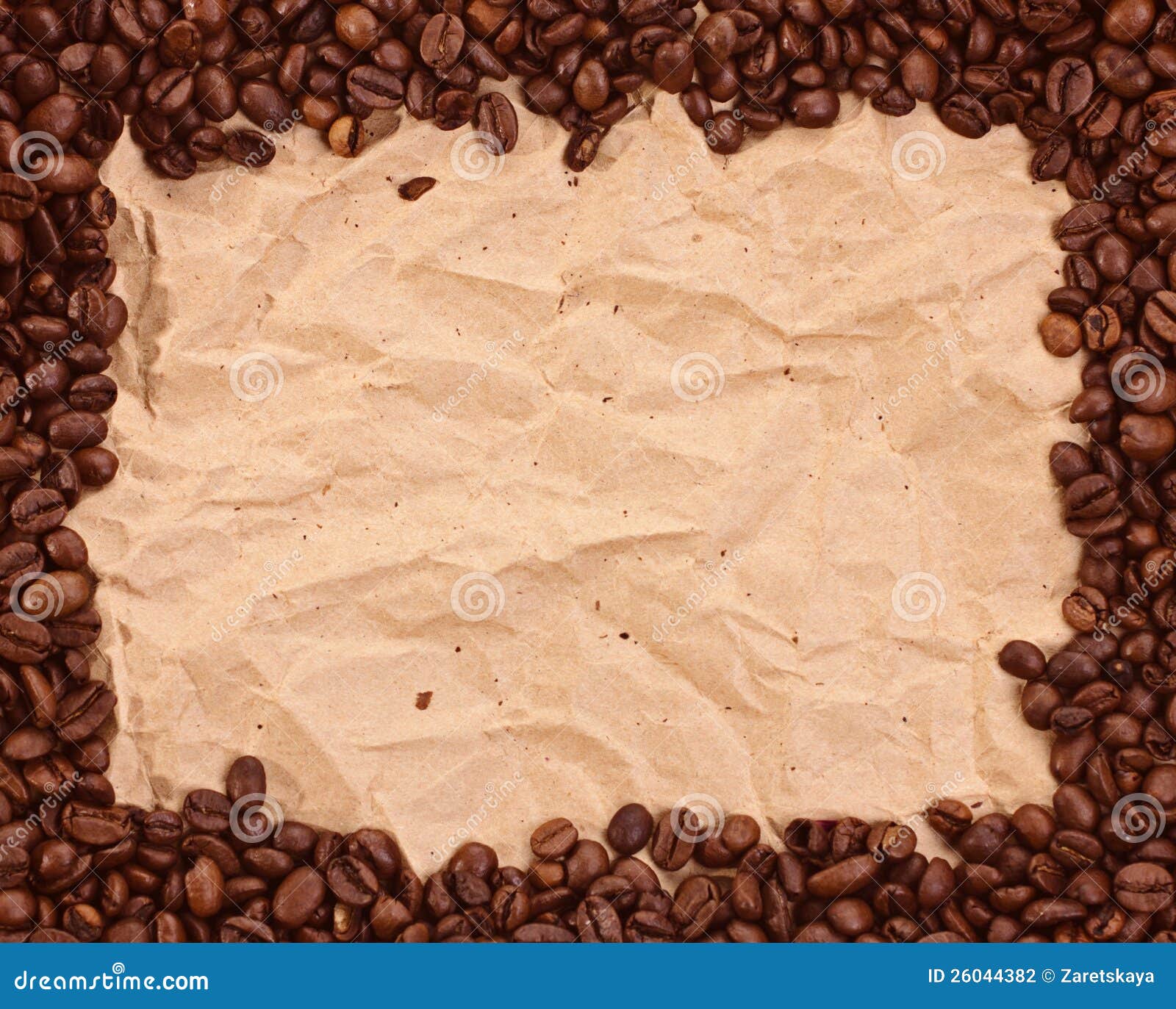 Muster mit Kaffee auf braunem Papier
