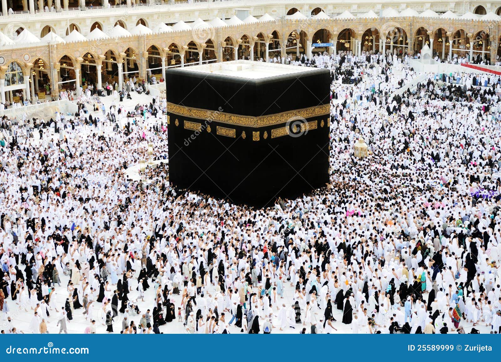 Luogo Di Pellegrinaggio Dei Fedeli Musulmani Musulmani Di Pellegrinaggio Alla Mecca Di Makkah Kaaba Immagine Stock