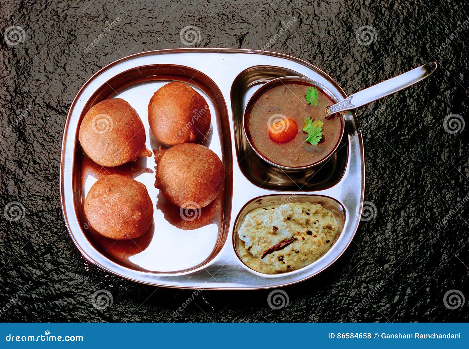 mysore bhajji with sambar & chutney