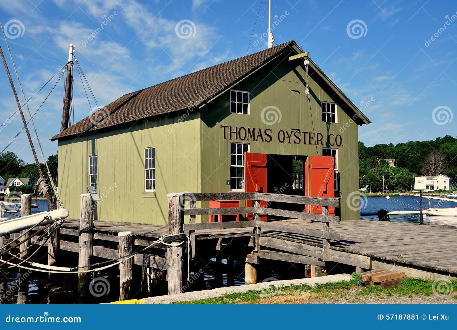 Mystiker, CT Thomas Oyster Company Redaktionelles Foto Bild von