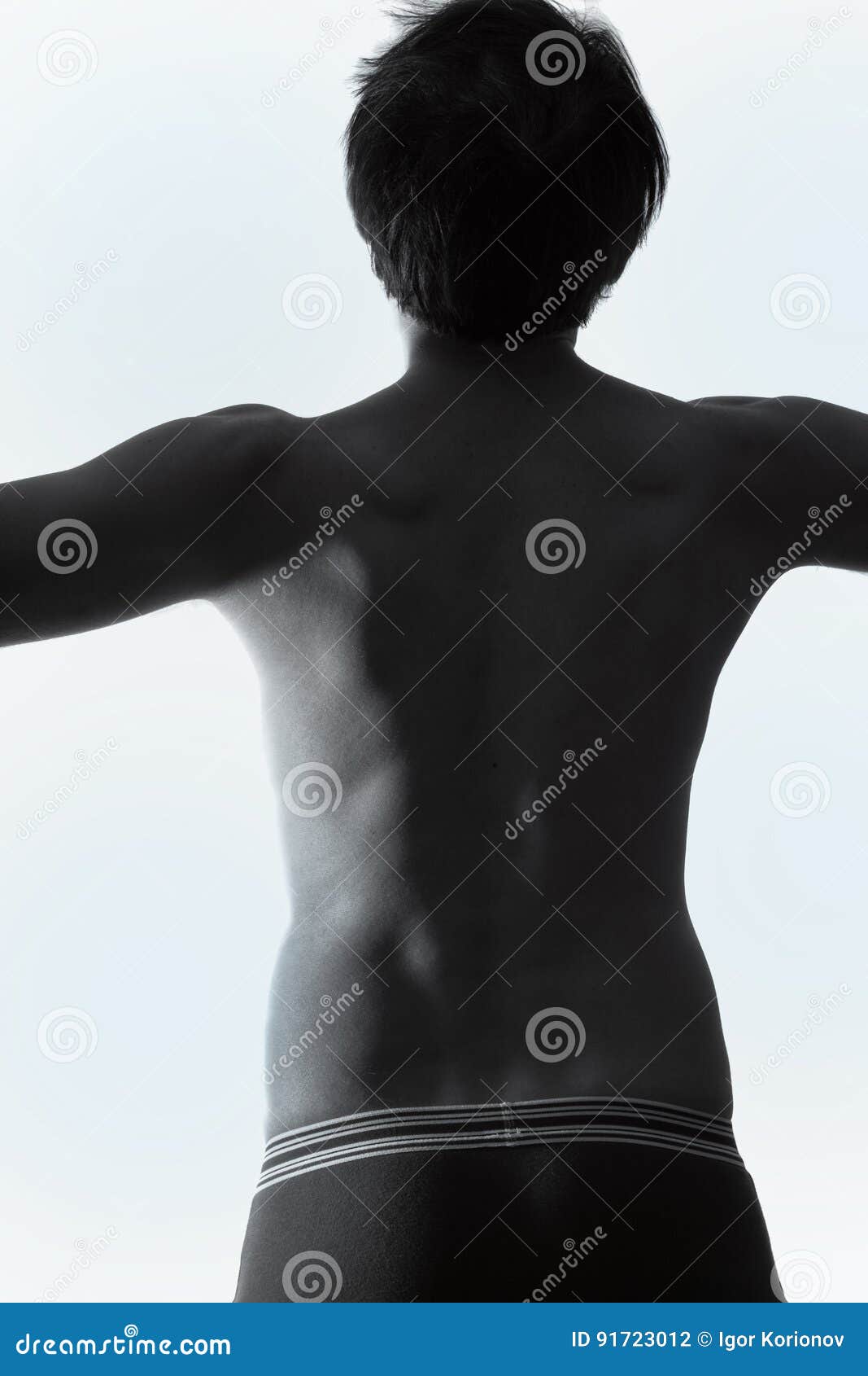 Naakte Rug Van Een Jonge Mens Stock Foto Image of torso, stellen