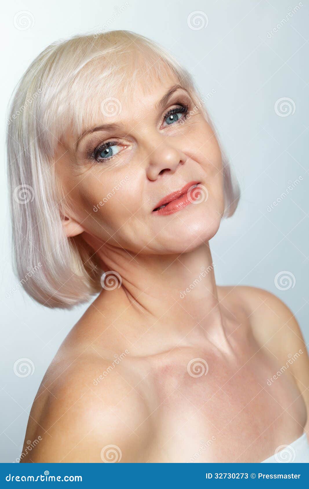 Frauen älter nackte 