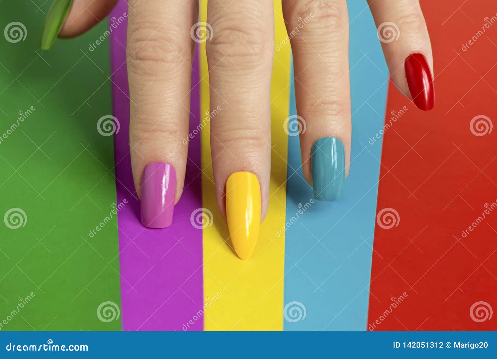 What nail shape is mostly a rectangular figure with rounded corners? - Quora