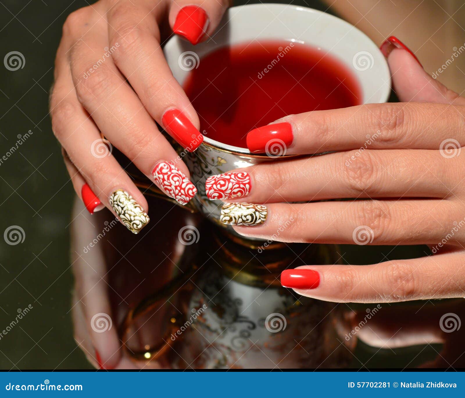 Nail Design: White on Red, White on Gold Stock Image - Image of manicure,  flower: 57702281