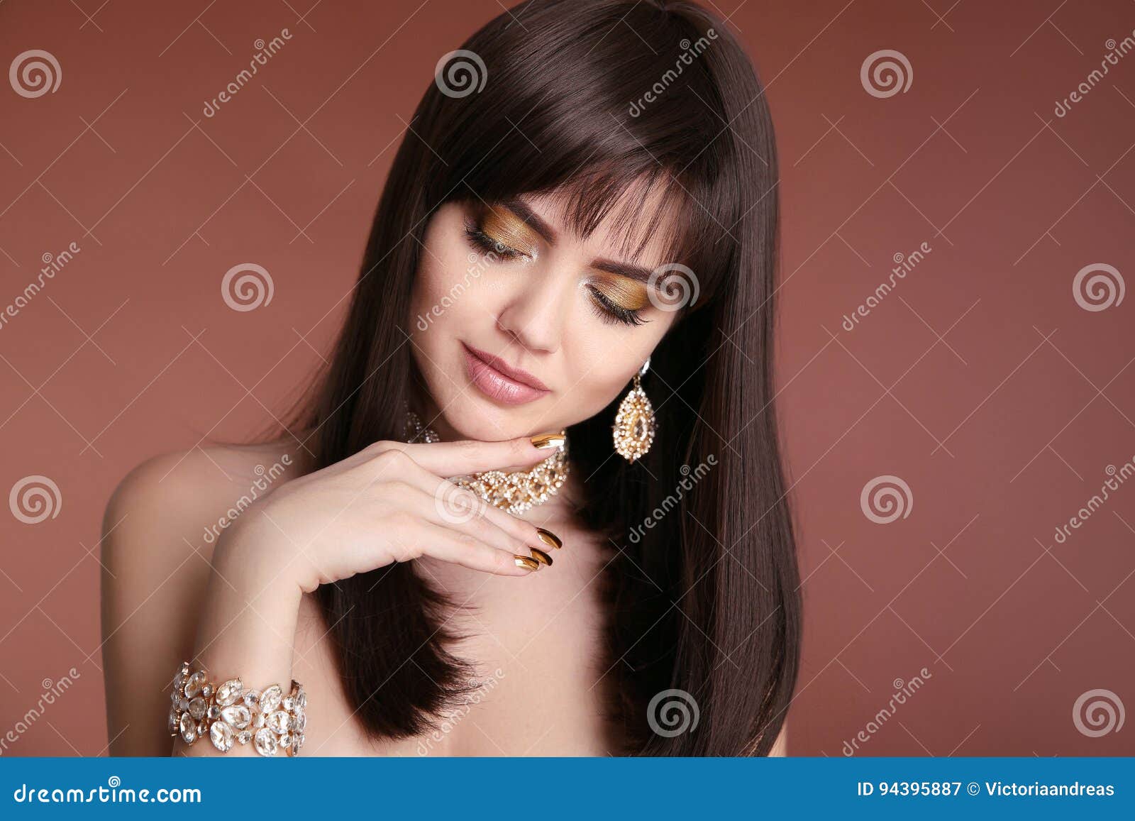 Nails Manicure Beauty Girl Brunette Portrait Fashion Golden Jewelry Women Set Female With 