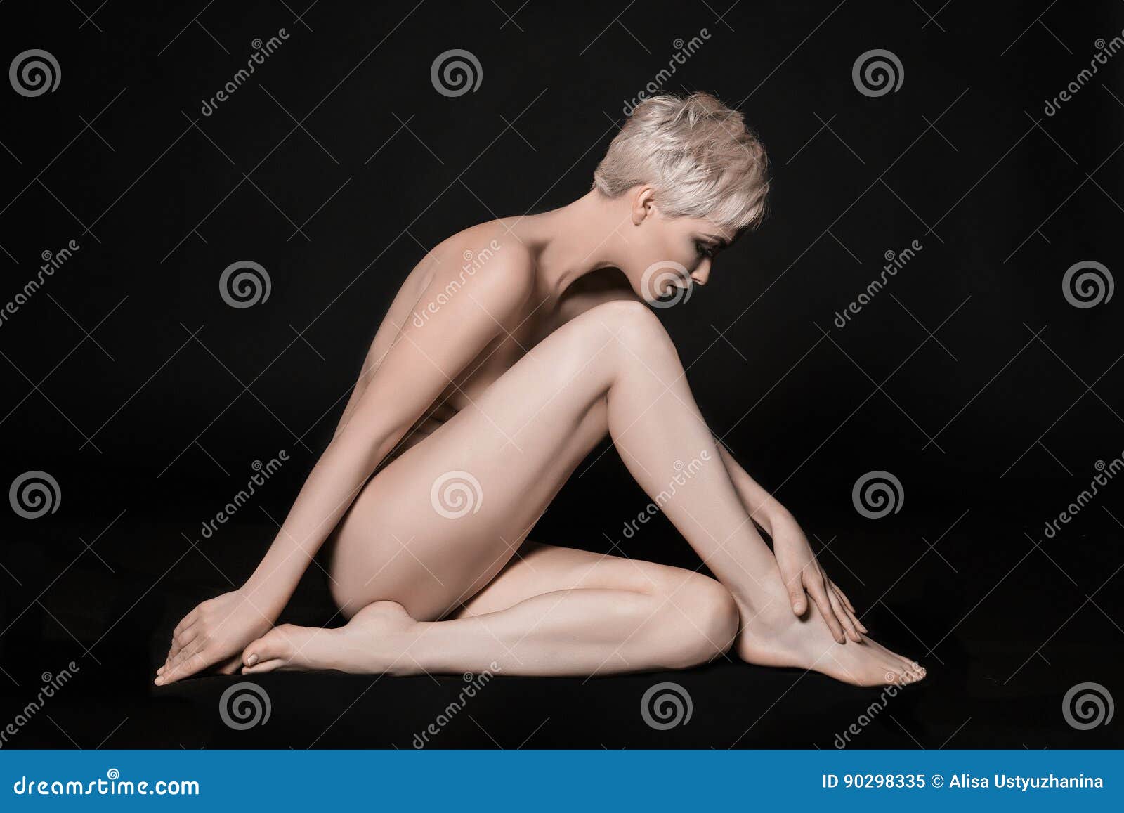 Nude Long Legged Women