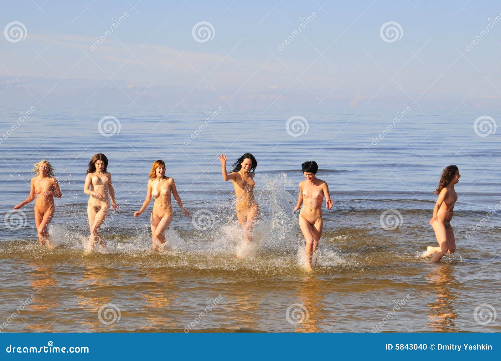 Naked Women Running 86