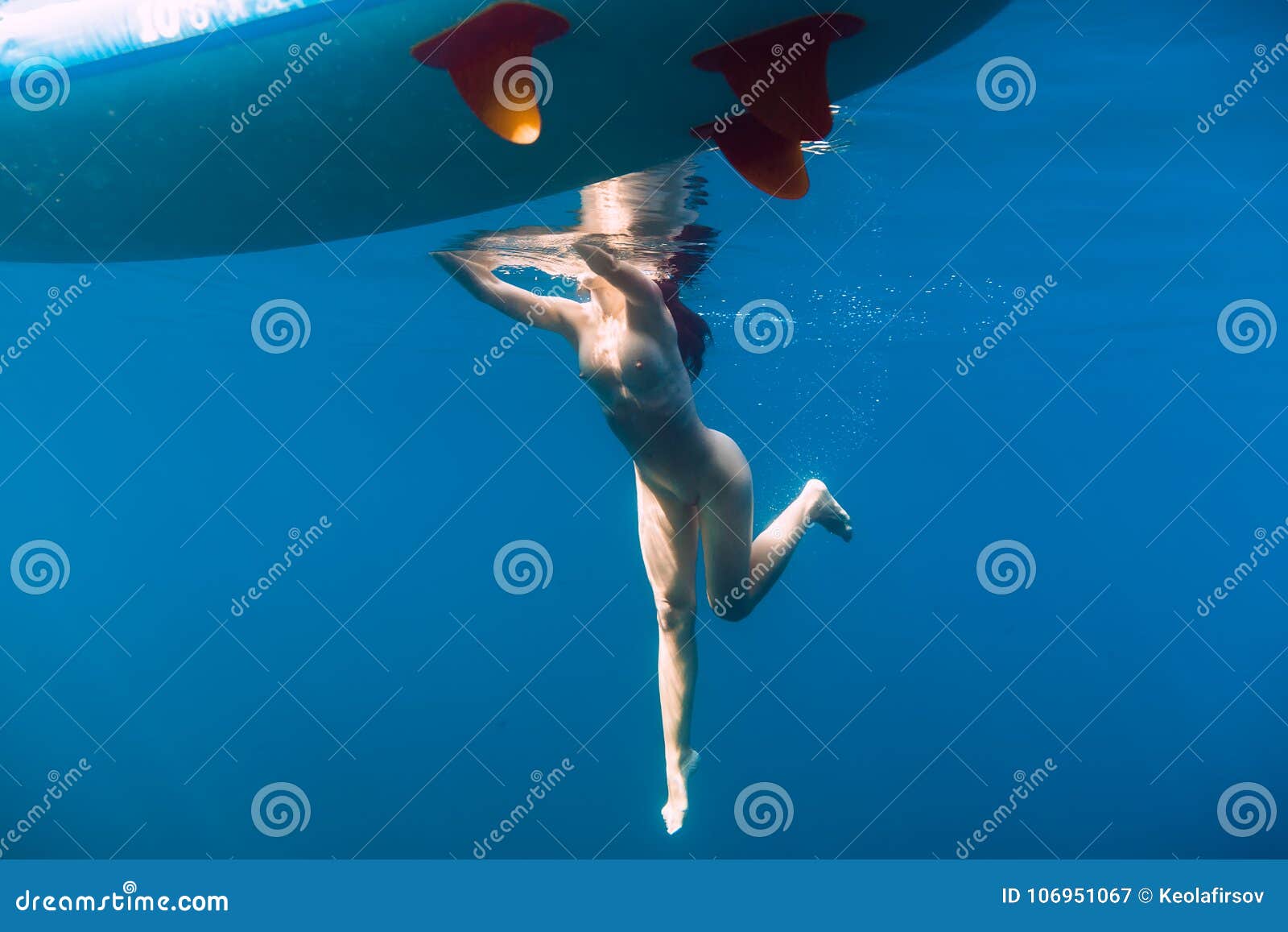 Sharkgirl em nude photos