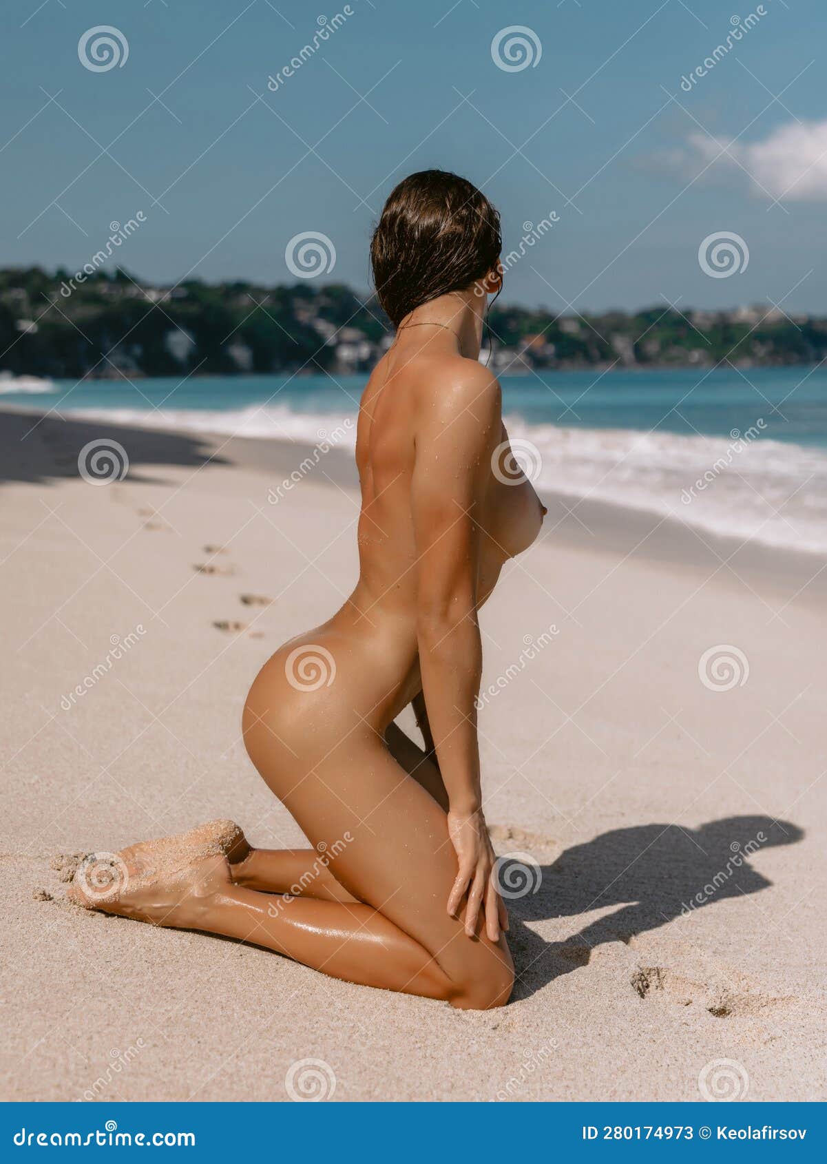 Naked Woman with Slim Body on Ocean Beach. Model Posing at Bali Beach Stock  Image - Image of happy, body: 280174973
