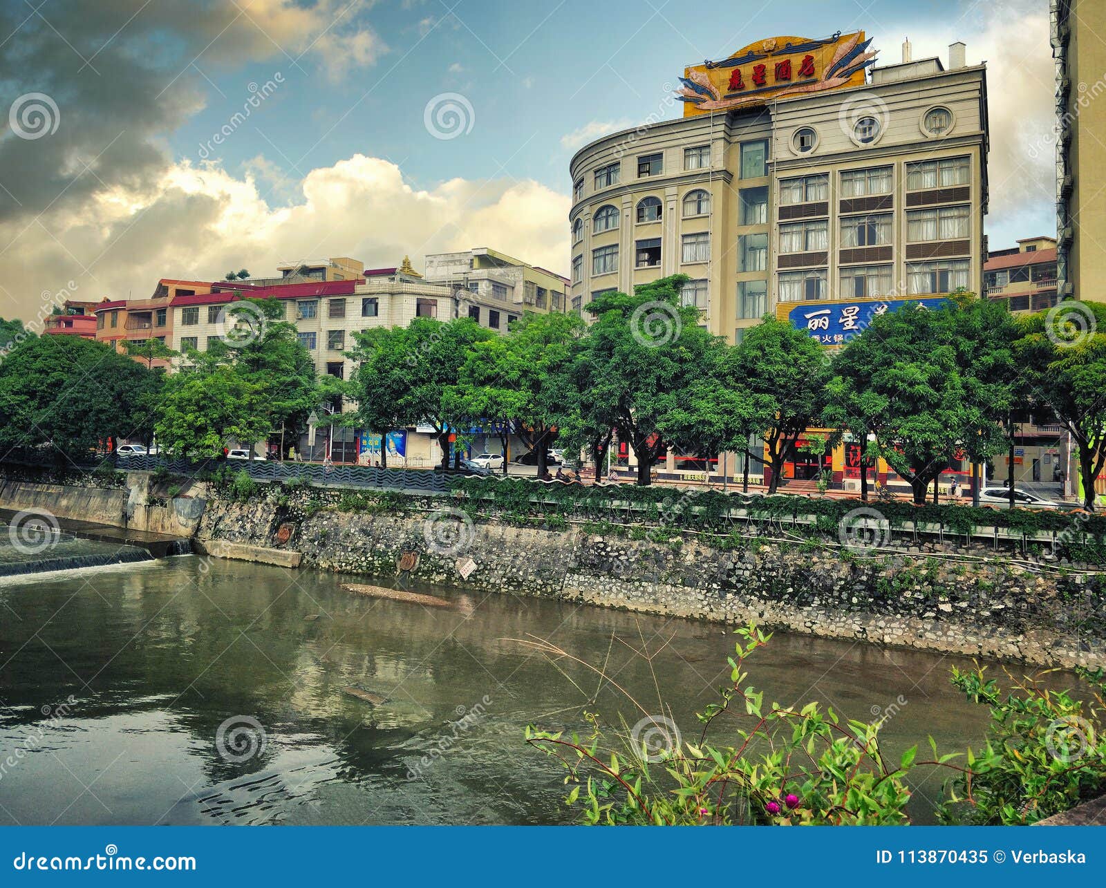 Nanshan River Riverwalk Faced With Granite Blocks Editorial - 