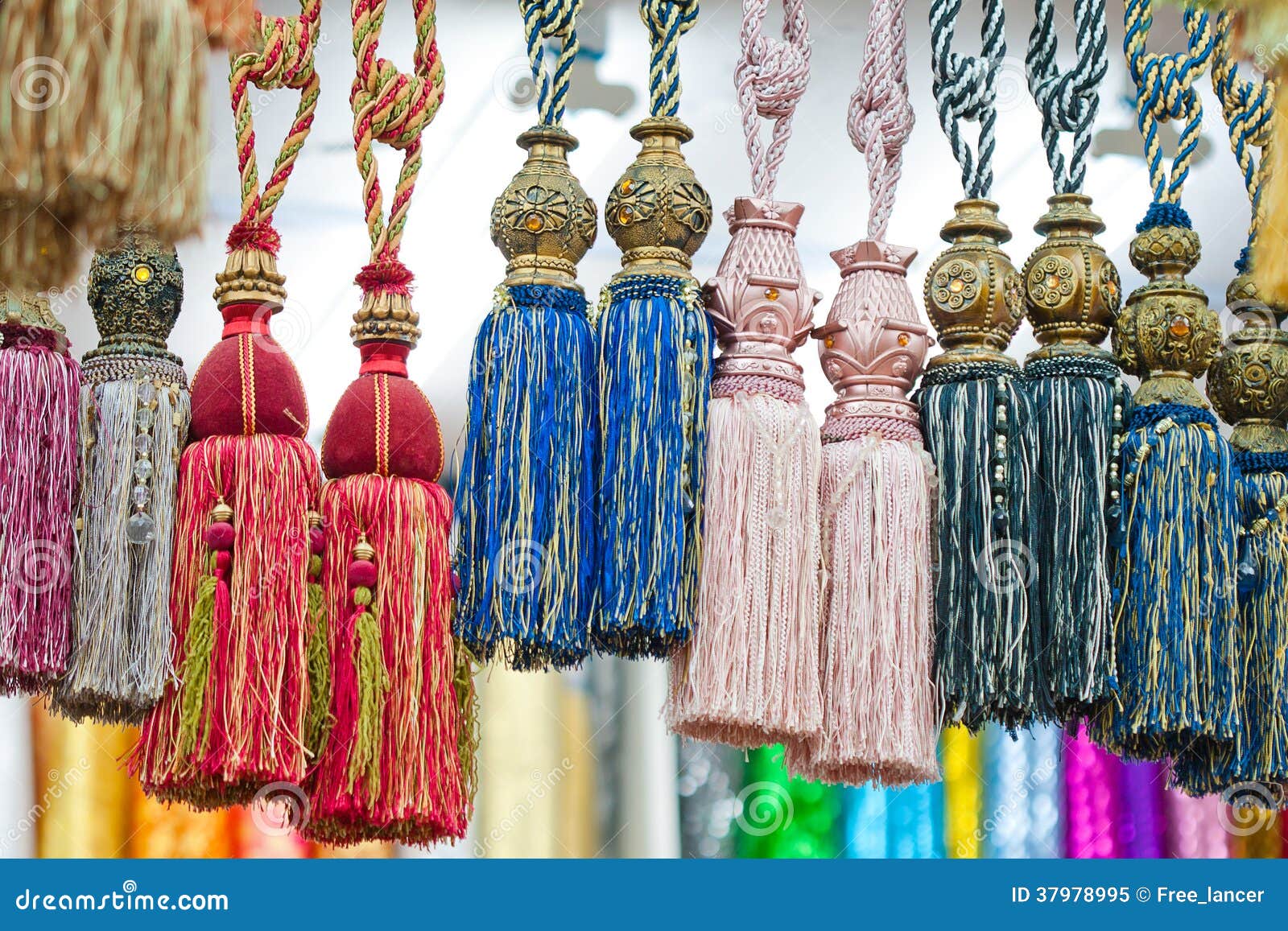 Set 4 Nappe In Poliestere Colorate - Per Decorazione, Chiavi, Tendaggi, Fai Da Te, Artigianato, Colore Oro