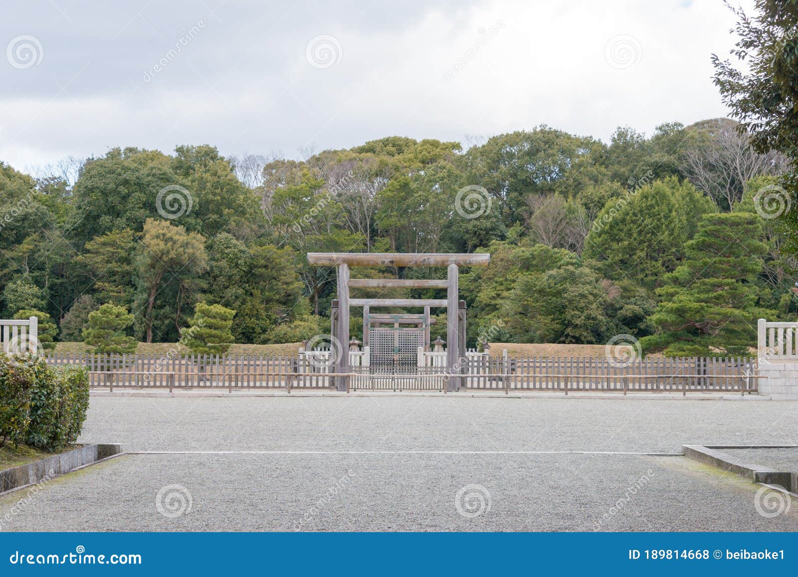 mausoleum of emperor jimmu in kashihara, nara, japan. emperor jimmu 711 bc - 585 bc was the first
