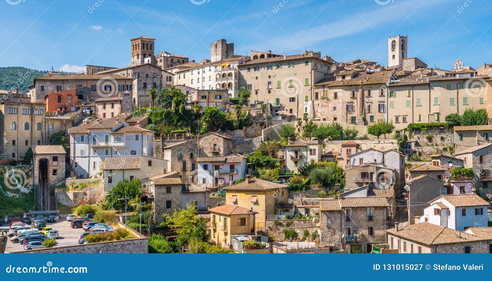 Narni, ville antique dans la province de Terni L'Ombrie, Italie centrale. Narni dans le latin, Narnia est un hilltown et un comune antiques de l'Ombrie, en Italie centrale