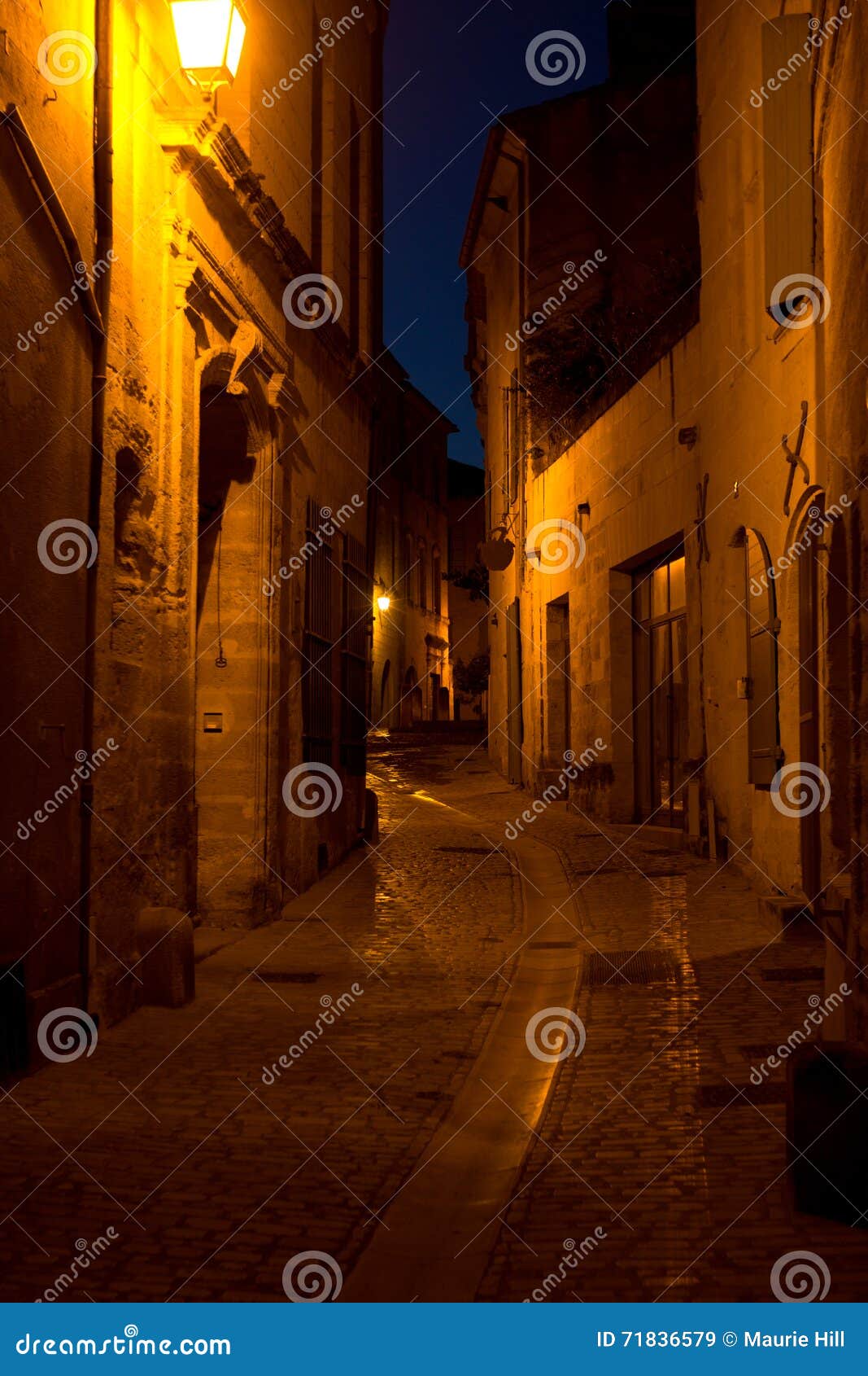 narrow lanes in uzes france by night