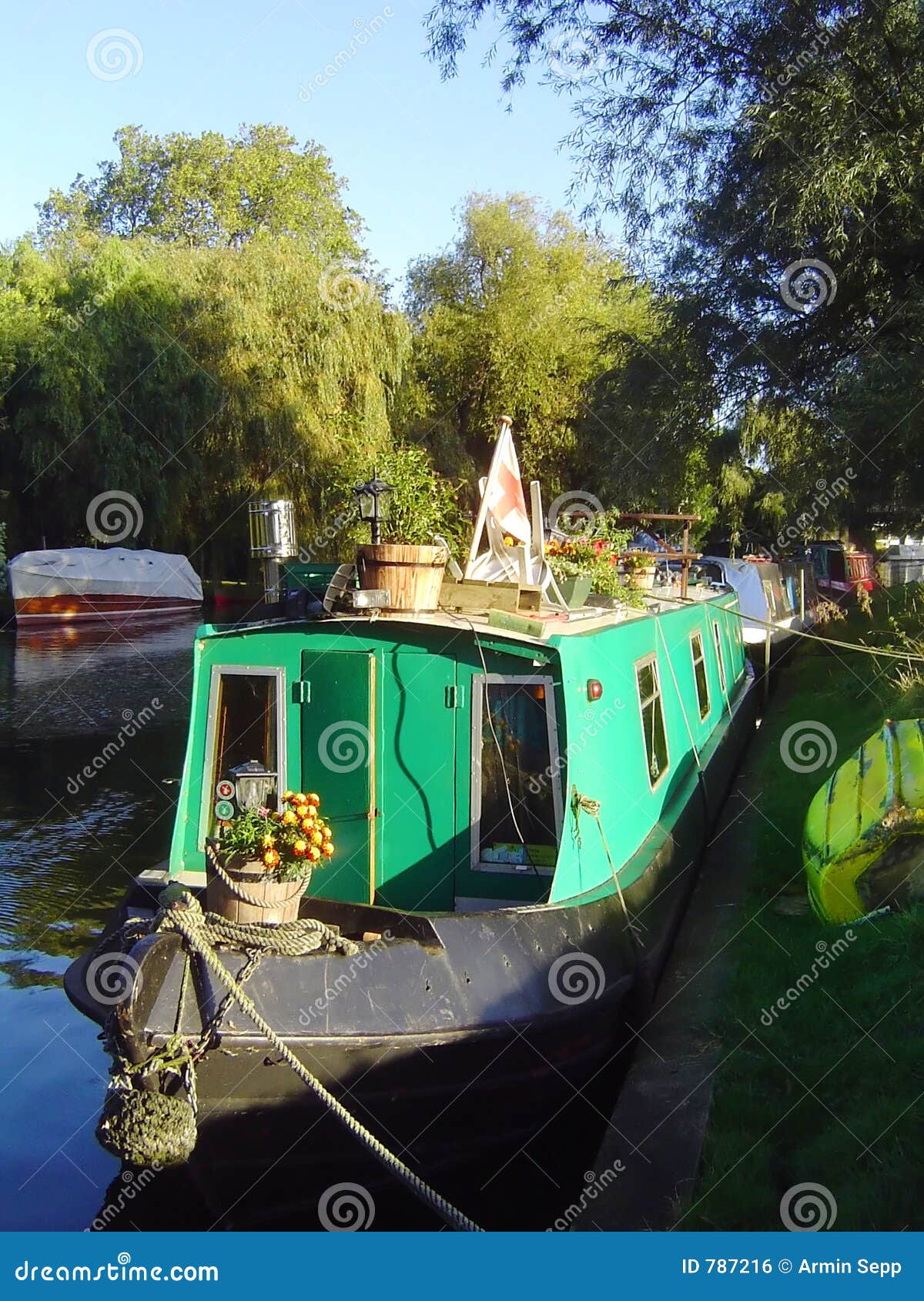 Narrowboat On River Cam, UK Stock Photo - Image of england 