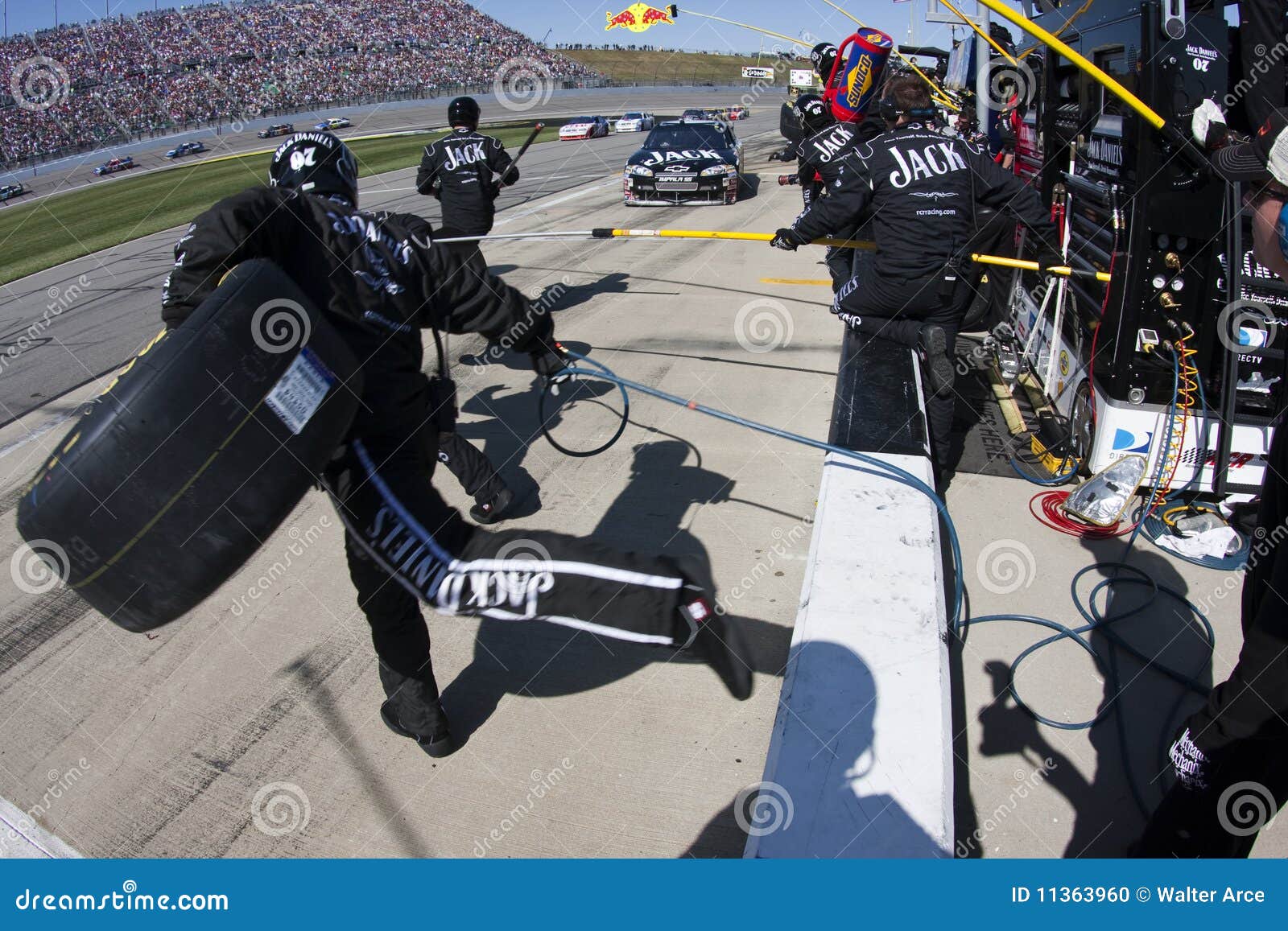 NASCAR October 04 Price Chopper 400 Editorial Image Image of speed