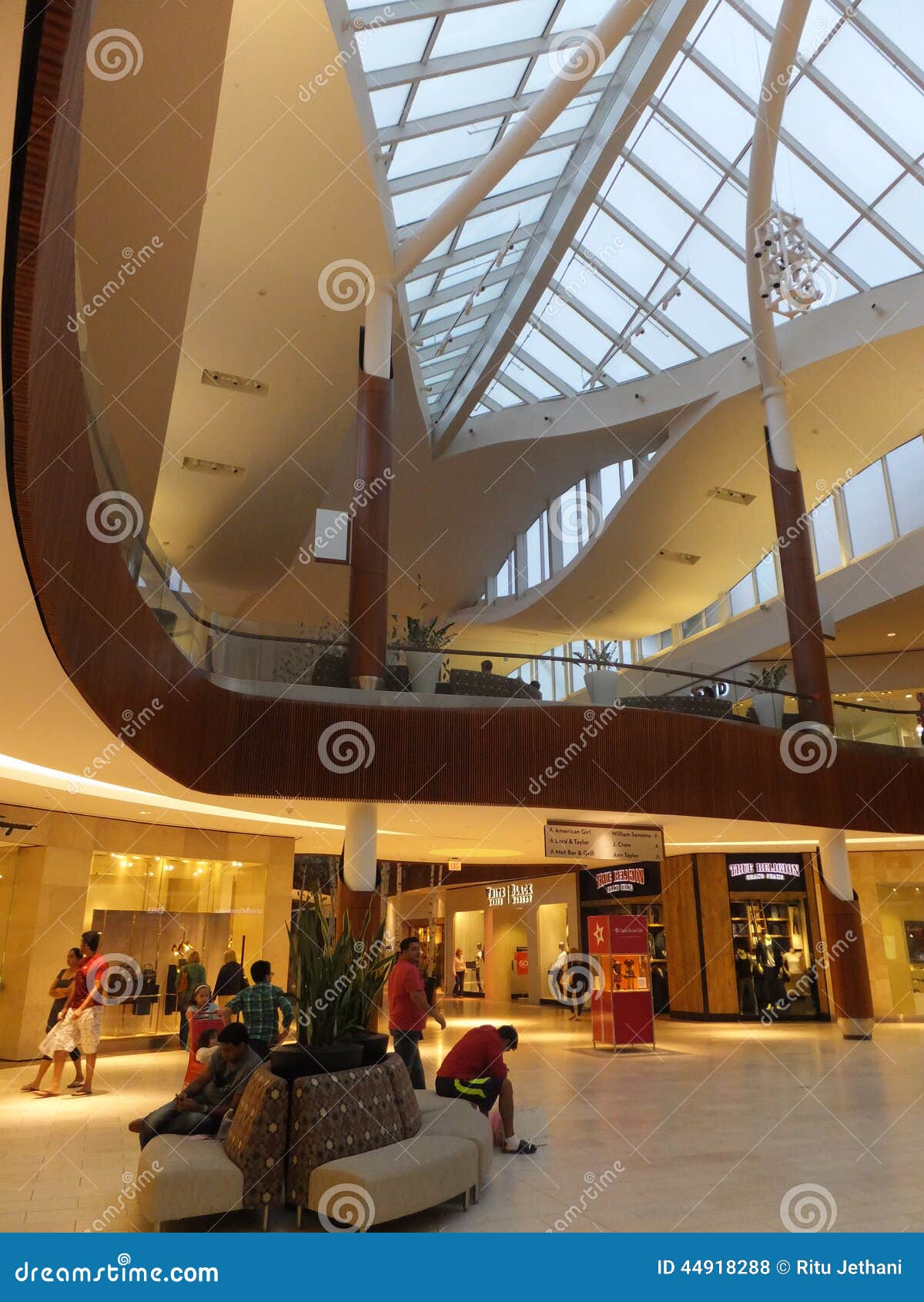 Natick Mall in Natick, Massachusetts Editorial Stock Photo - Image of  horizontal, passengers: 44918288