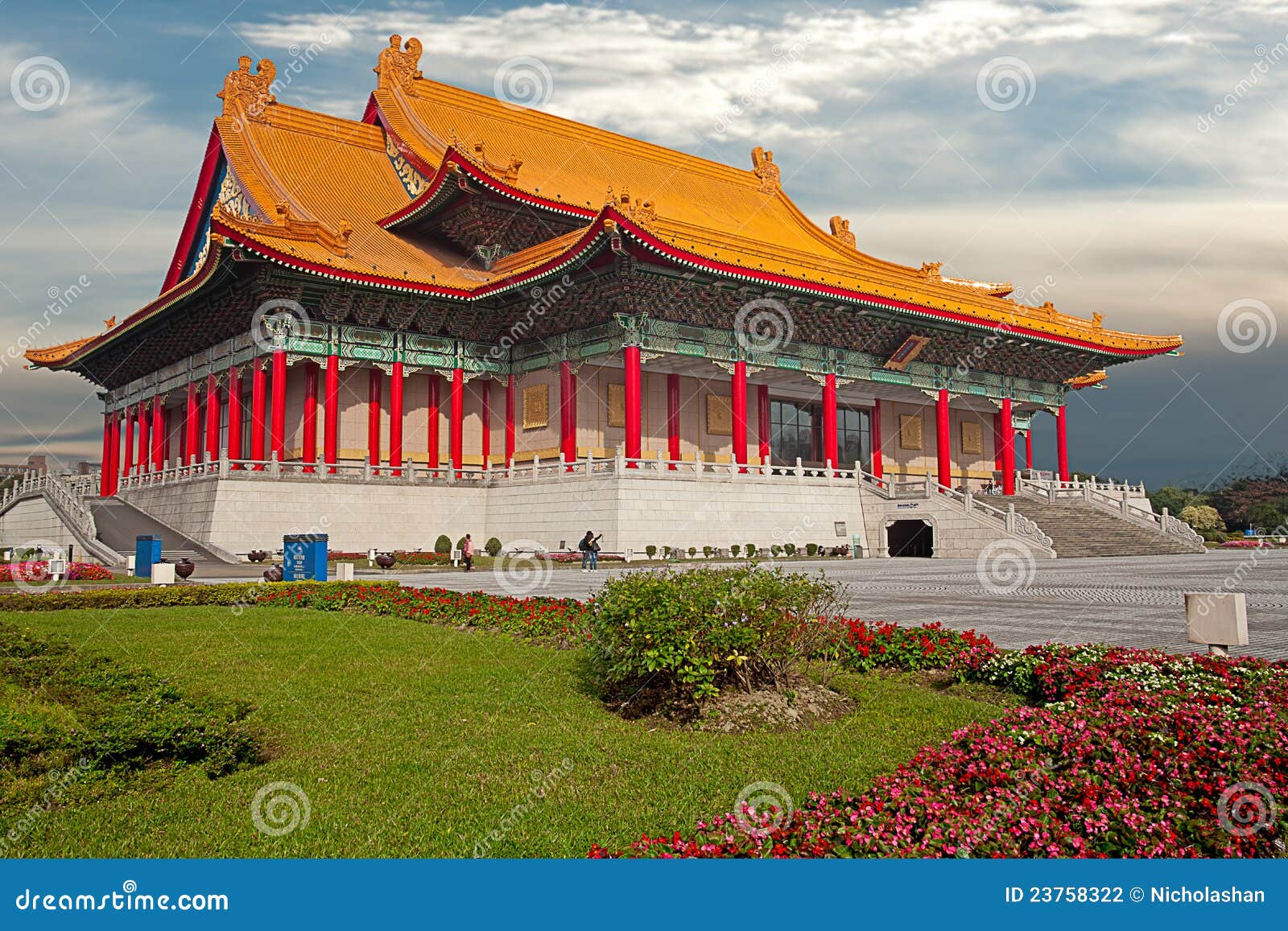 National Concert Hall, Taiwan Stock Photo - Image of memorial, light