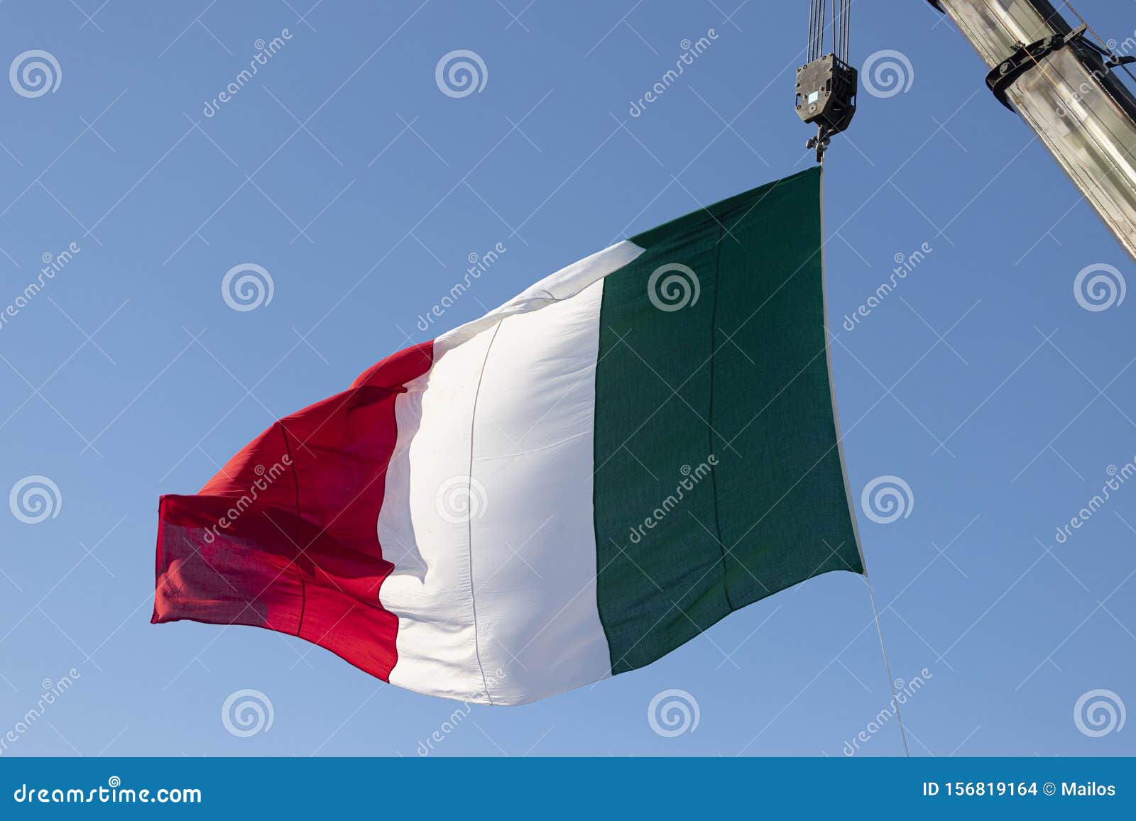 the national italian flag of italy it