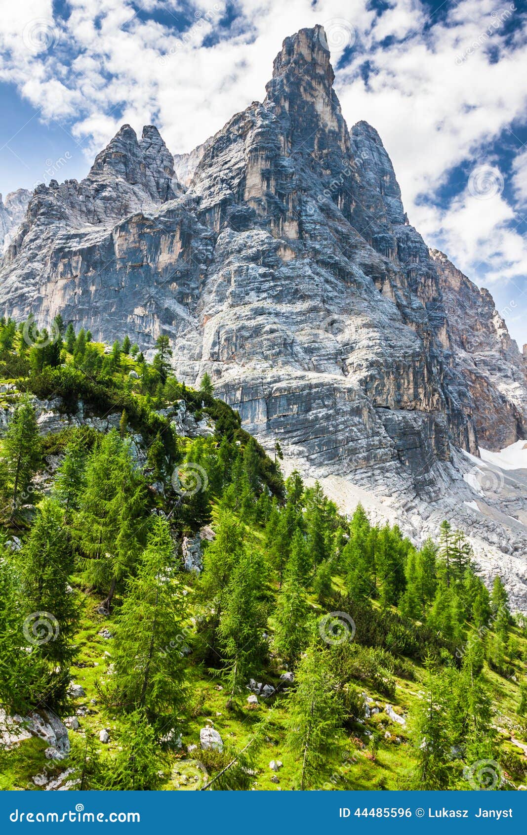 National Park panorama and Dolomiti mountains in Cortina d Ampezzo, northern Italy