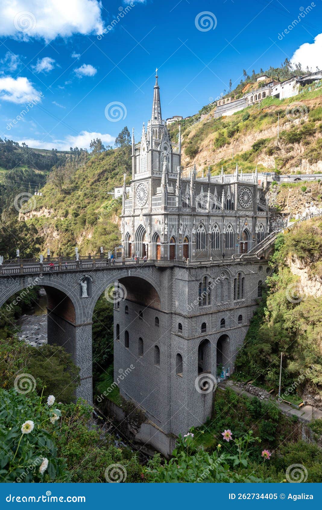 the national shrine basilica of our lady of las lajas over the guÃÂ¡itara river