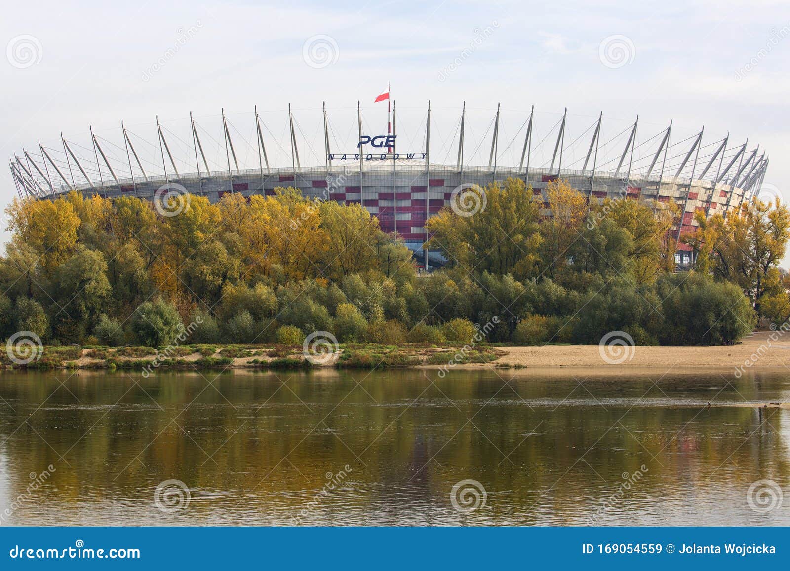 national-stadium-pge-narodowy-retractable-roof-football-stadium