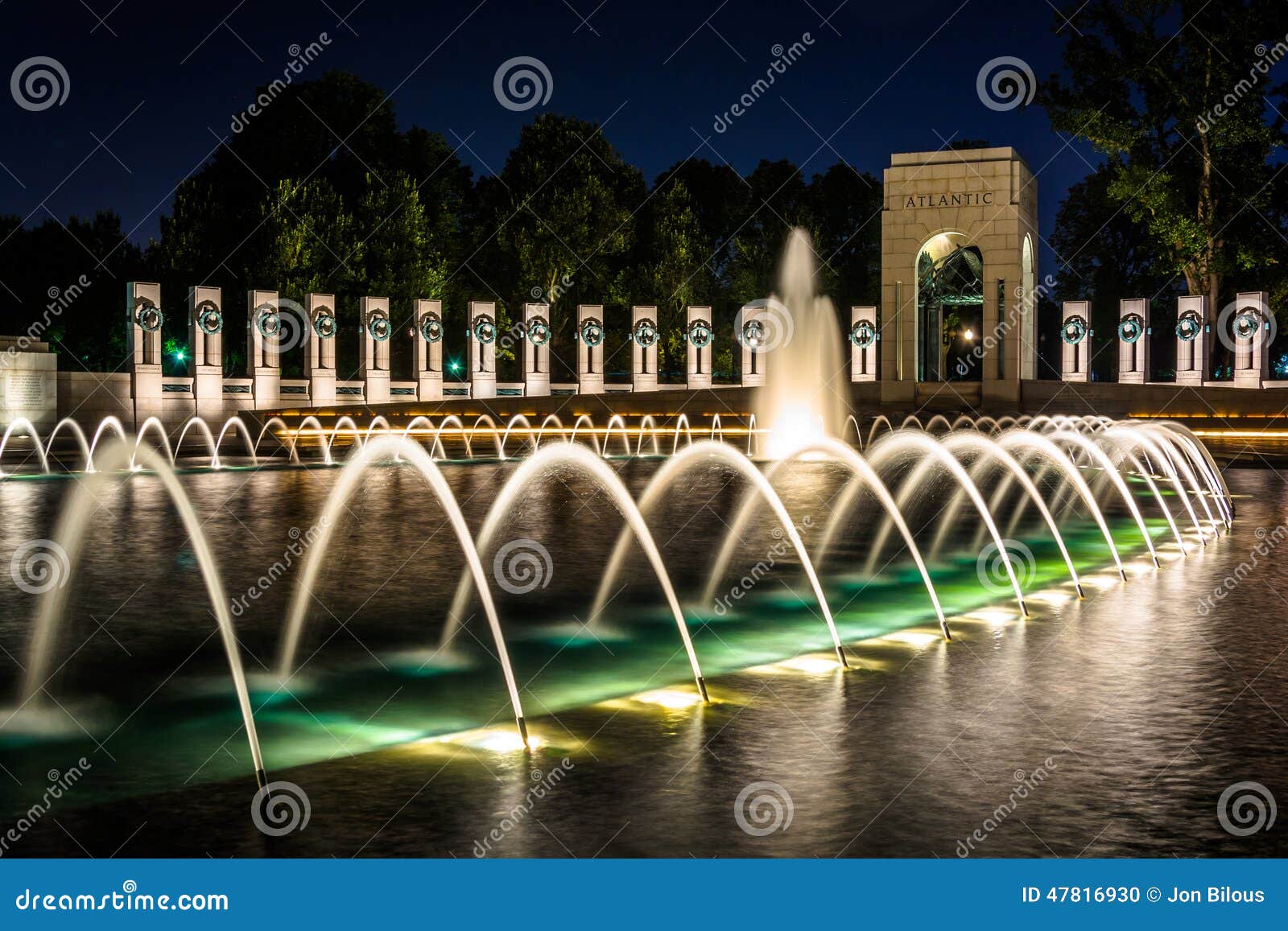 the national world war ii memorial fountains at night at the nat