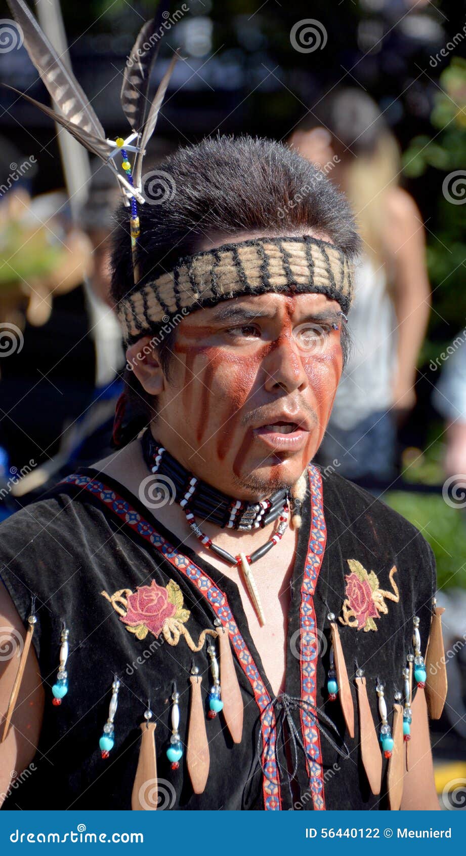 Native Indian people editorial photography. Image of canadian - 56440122