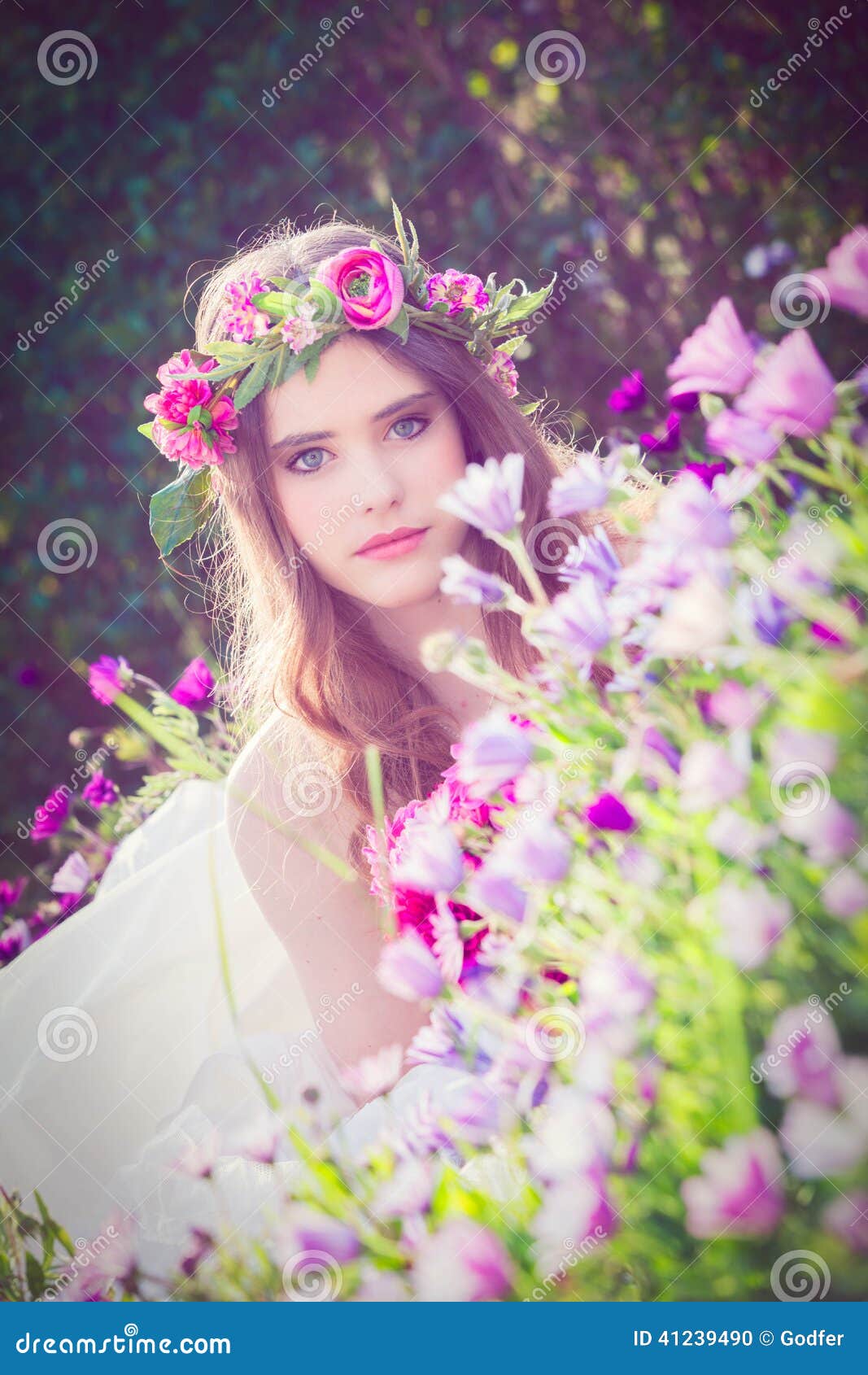 Natural Beauty, Flower Fairy. Stock Photo - Image: 41239490