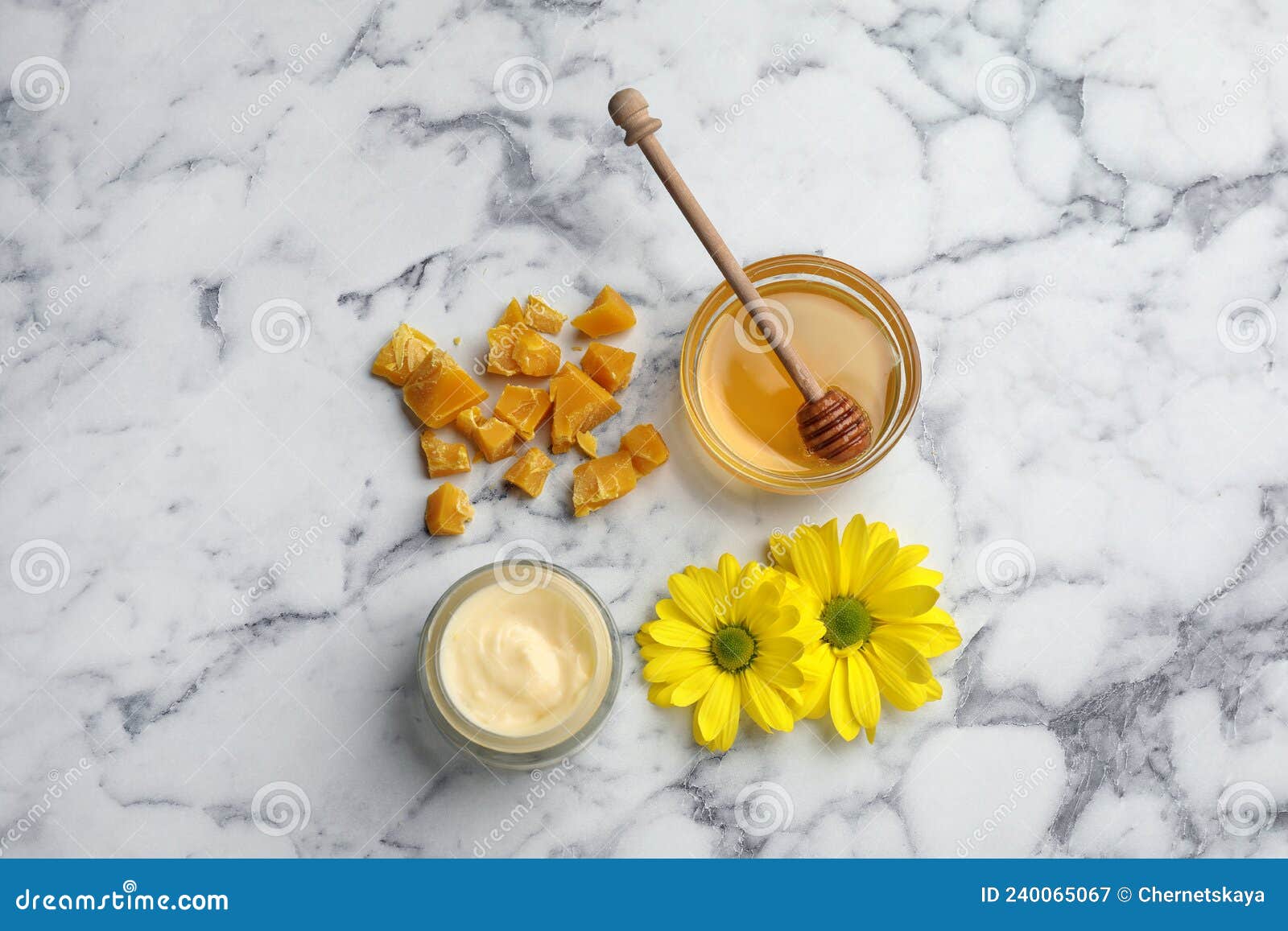 1,270 Beeswax Cream Royalty-Free Images, Stock Photos & Pictures