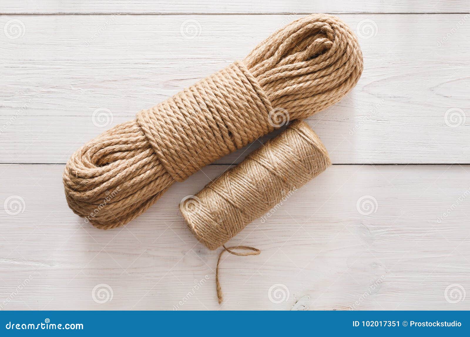 Natural Jute Twine Rope Roll for DIY and Crafts Stock Image - Image of  string, packaging: 102017351