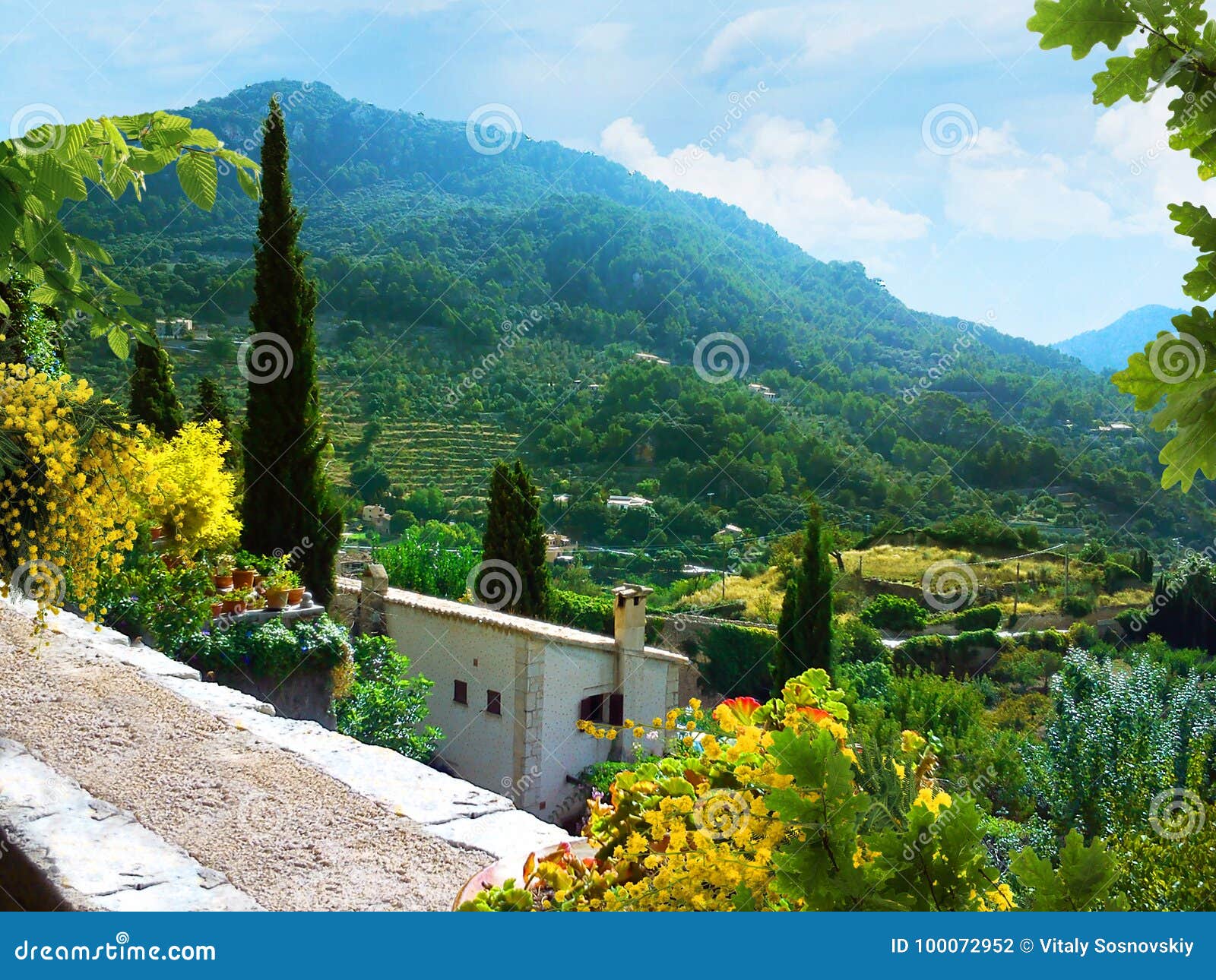 nøje mover kalender Beautiful Nature of Spain on a Sunny Day Stock Photo - Image of lake,  pathway: 100072952