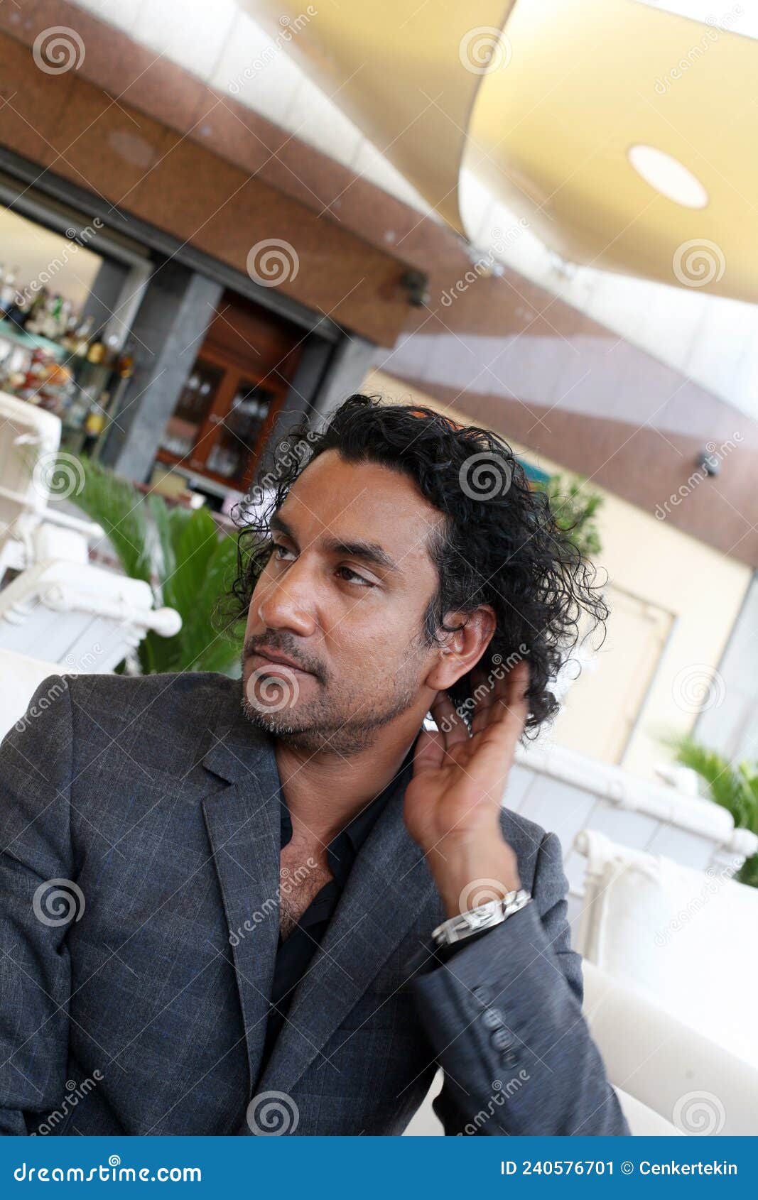 Naveen Andrews portrait editorial photo. Image of adult - 240576701