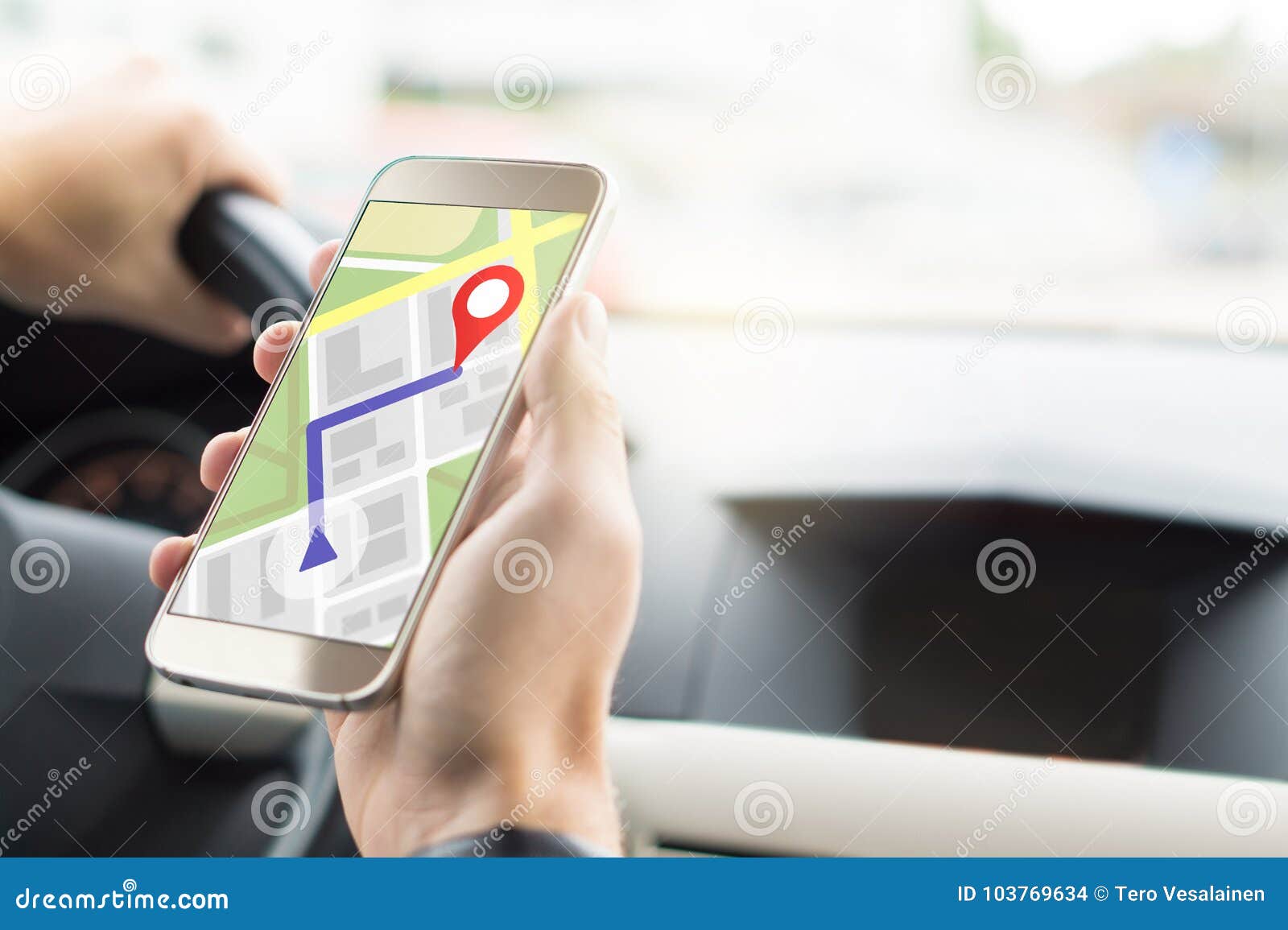 navigation with mobile app in smartphone.