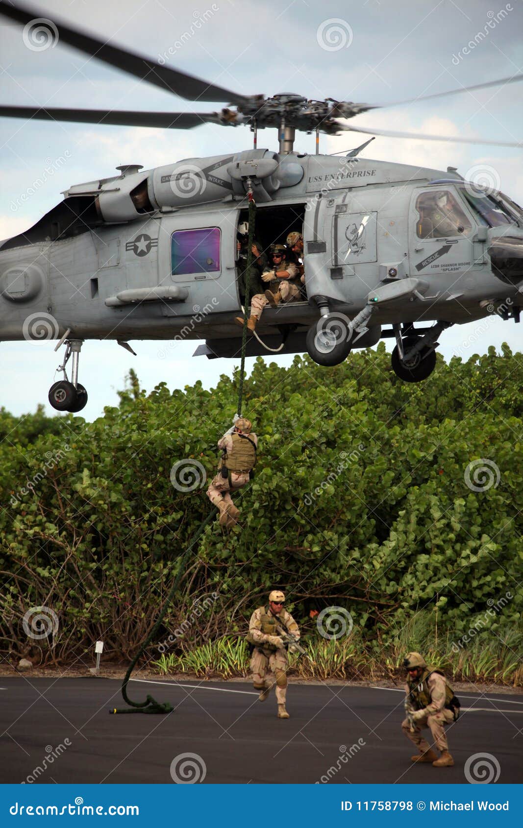 Navy SEALs Fastroping editorial stock photo. Image of muster 11758798