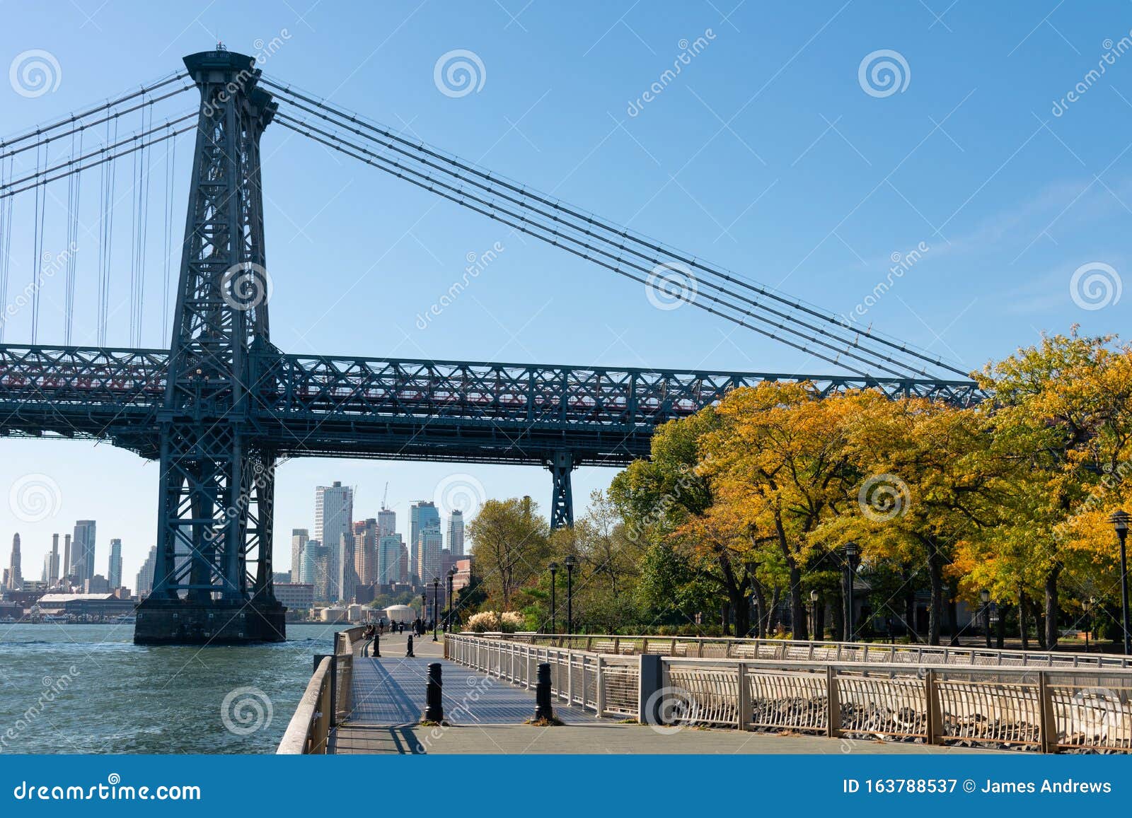 Walkway Along the East River Park by the Williamsburg Bridge on the ...